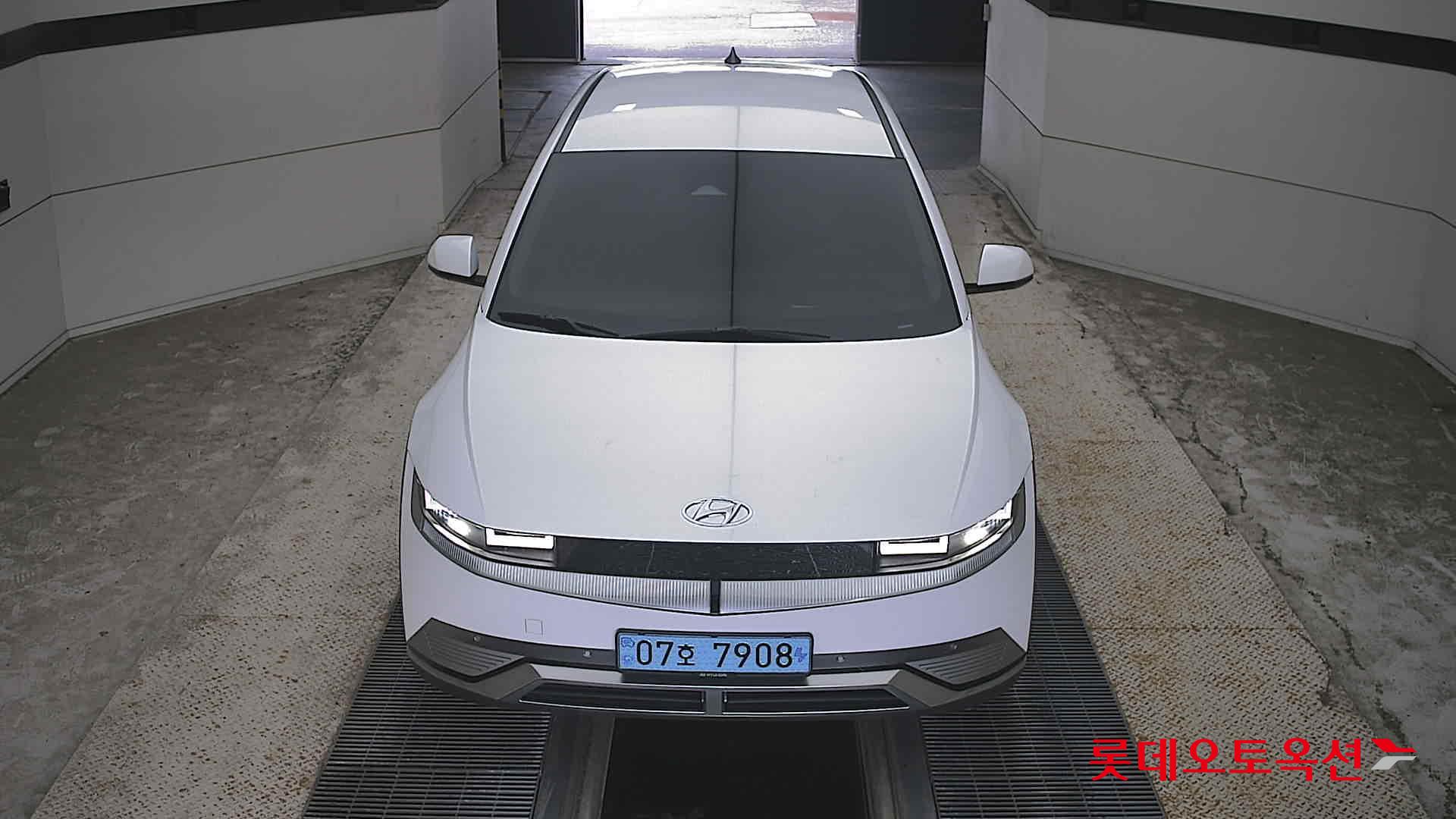 هيونداي أيونيك 2022