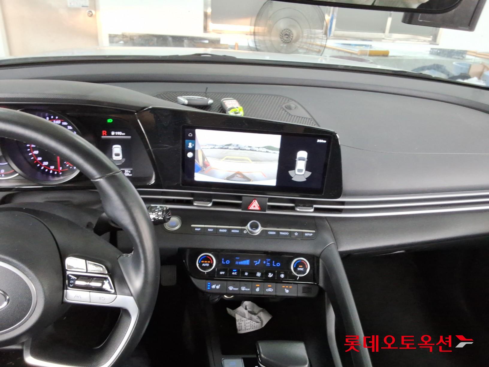 هيونداي أفانتي 2021 MODERN