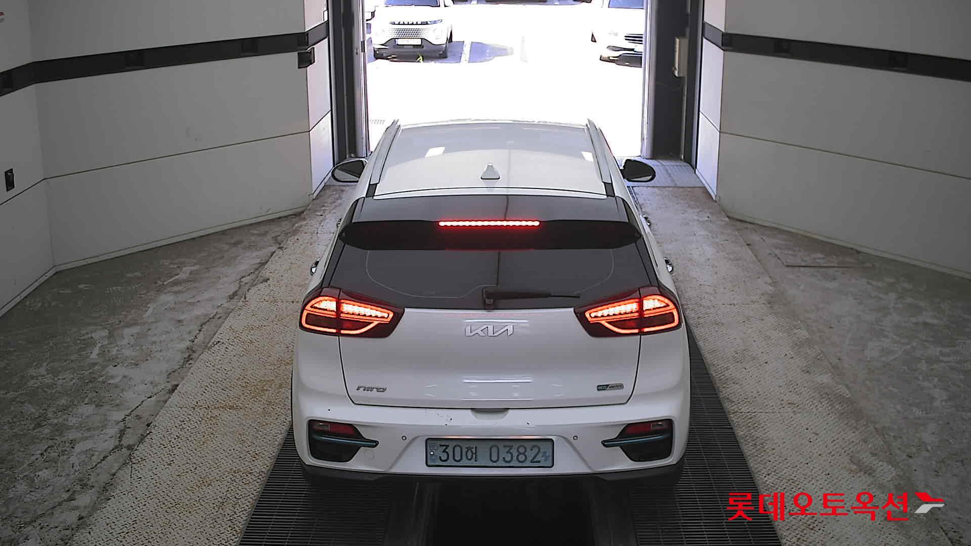كيا نيرو 2022 EV