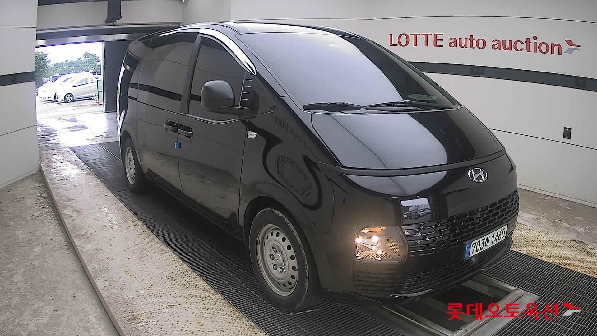 هيونداي ستاريا 2022