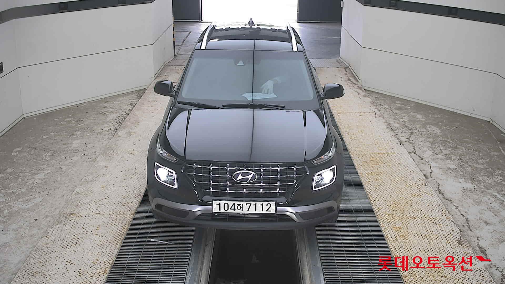 هيونداي فانيو 2020