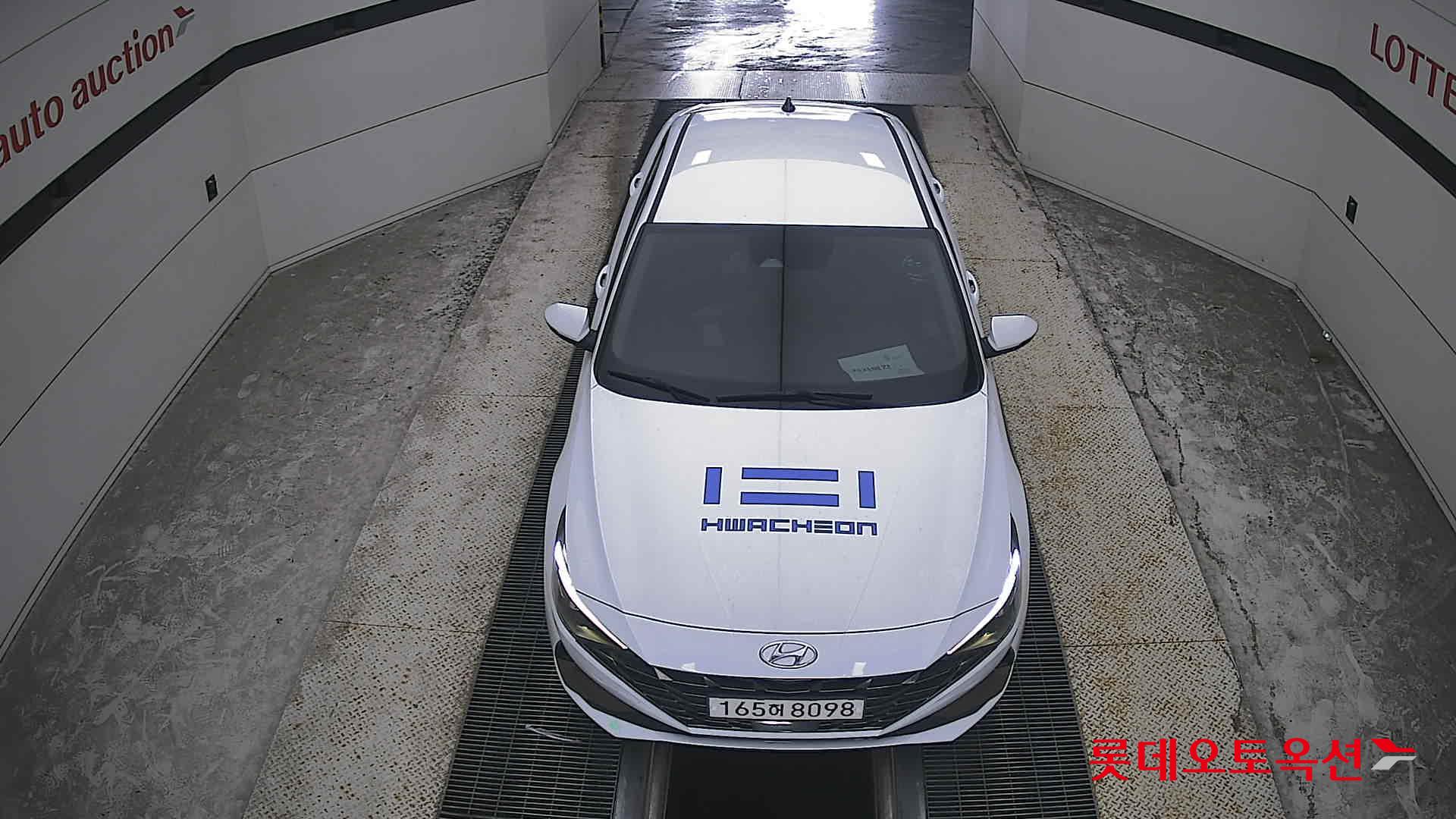 هيونداي أفانتي 2022 MODERN