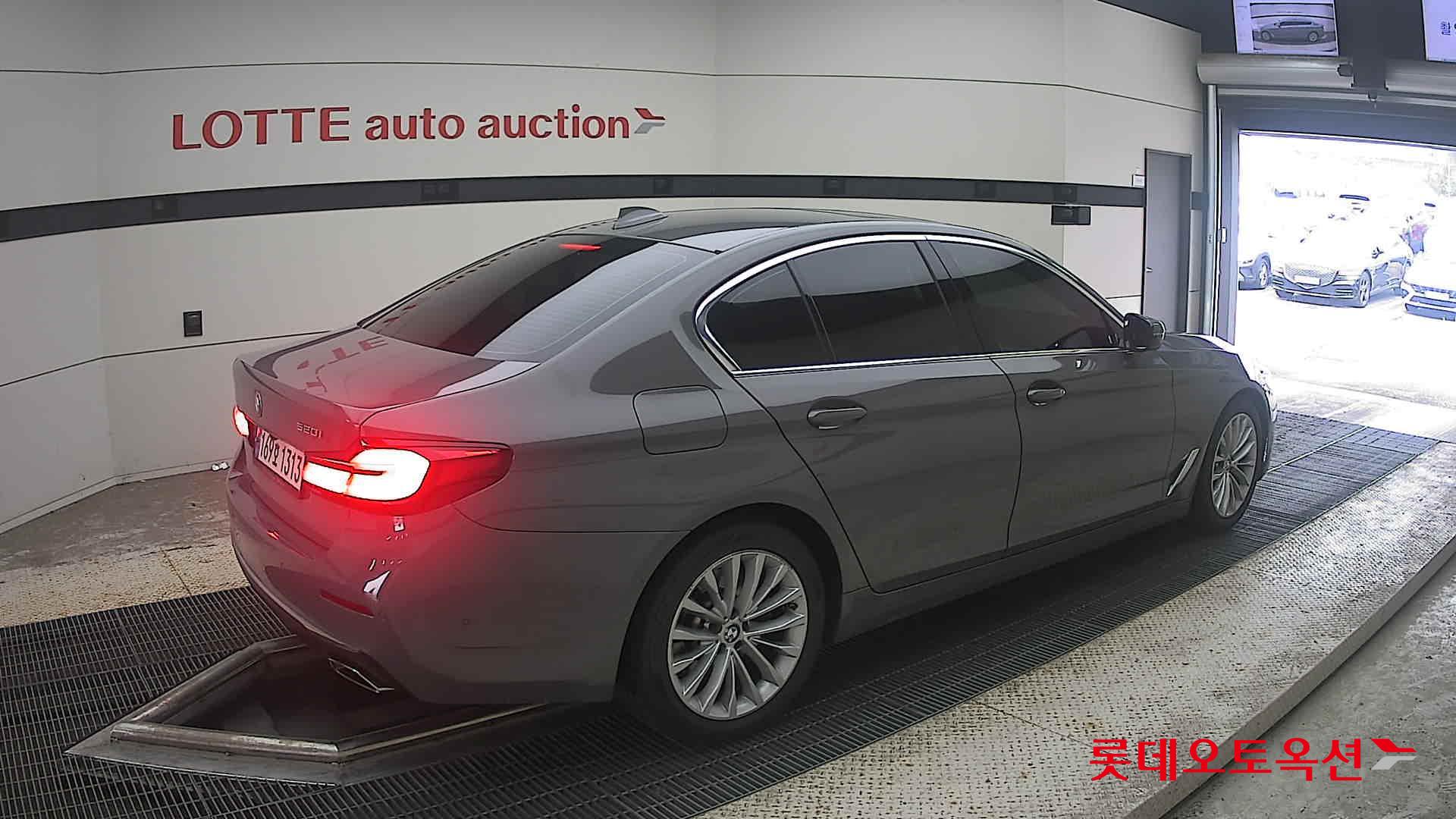 بي إم دبليو 520I 2022 فاخر