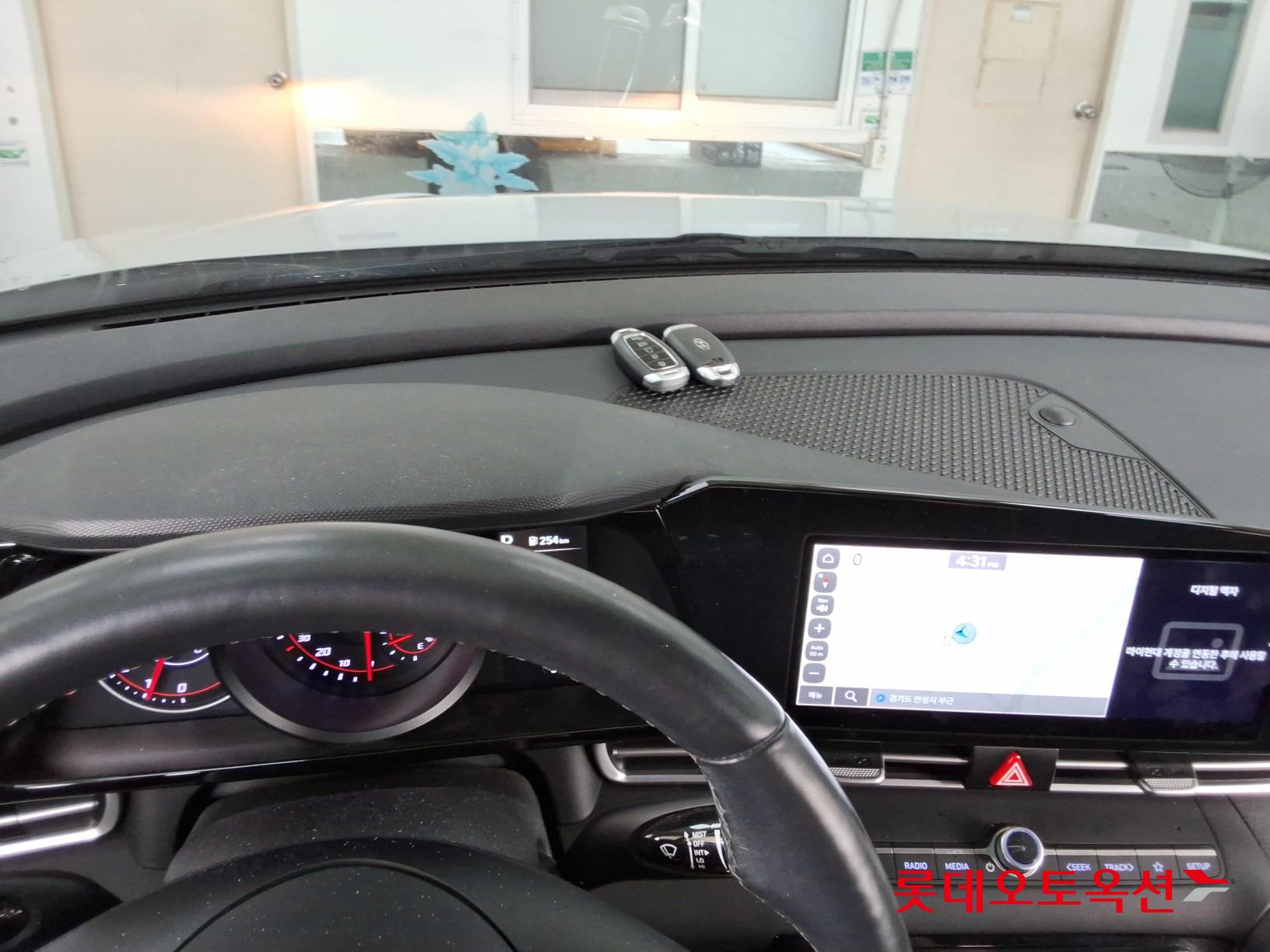 هيونداي أفانتي 2022 MODERN