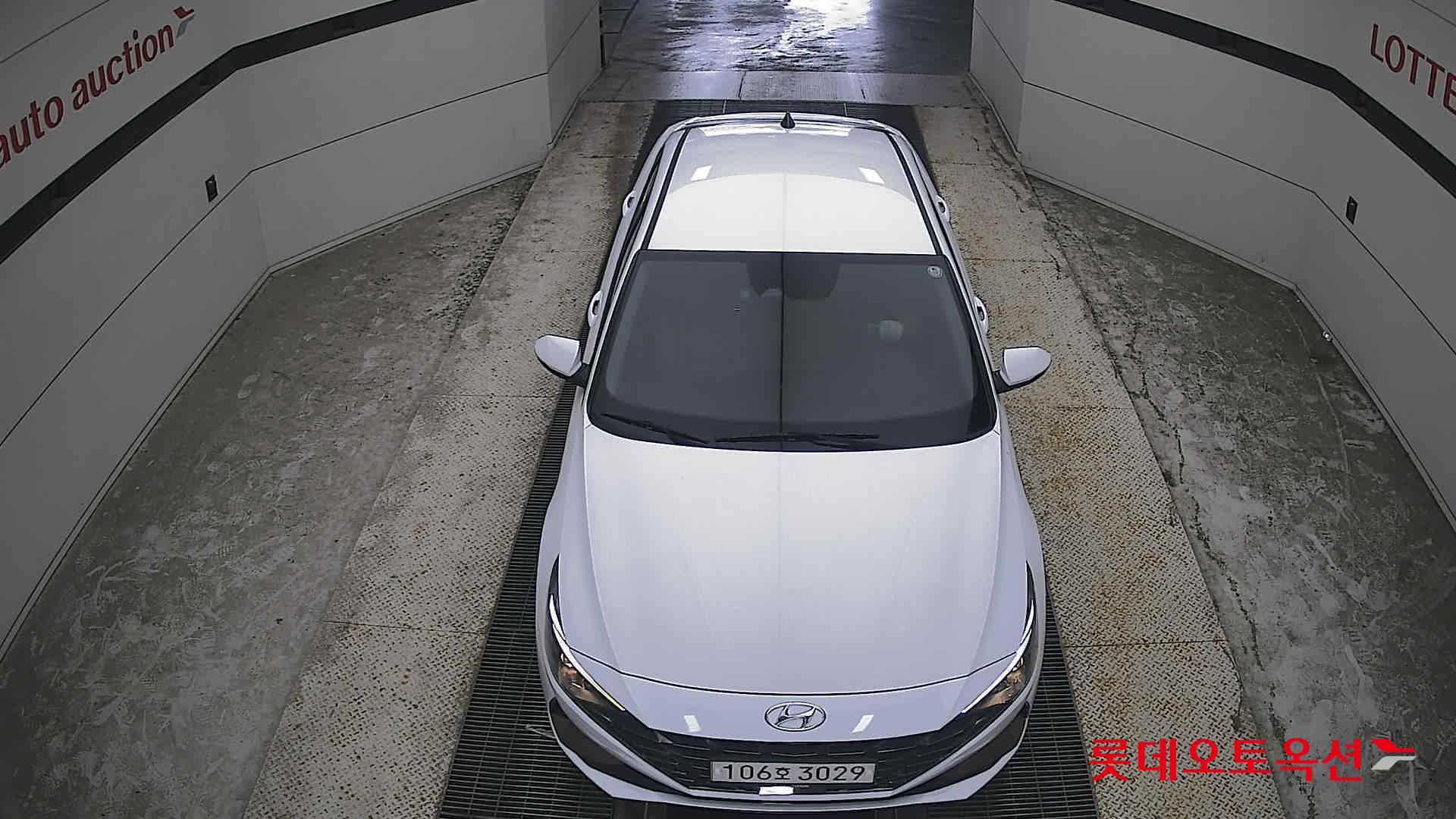 هيونداي أفانتي 2021 MODERN