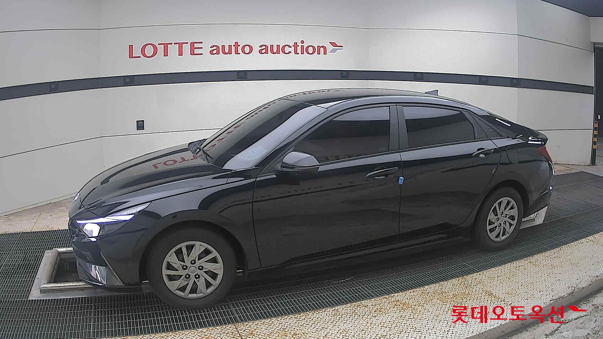 هيونداي أفانتي 2021 SMART