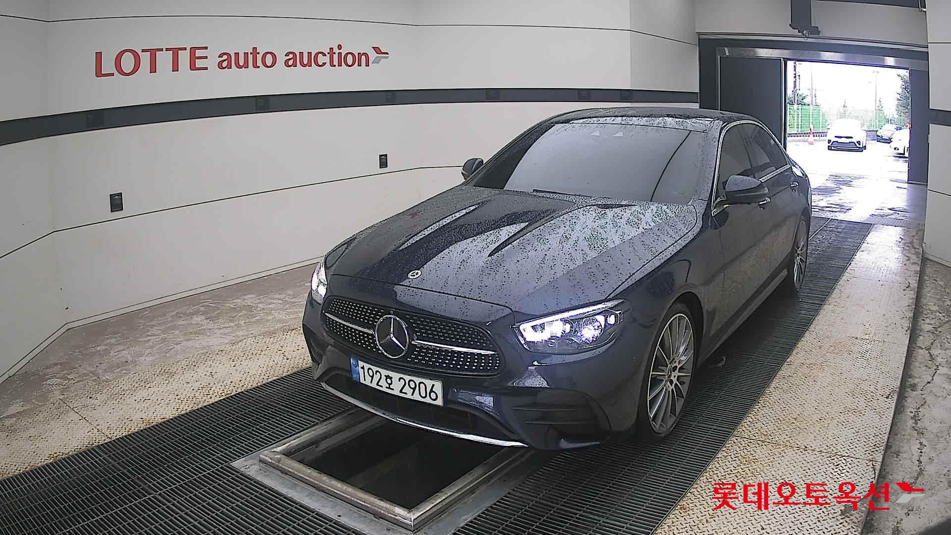مرسيدس بنز E350 2022 4M LINE