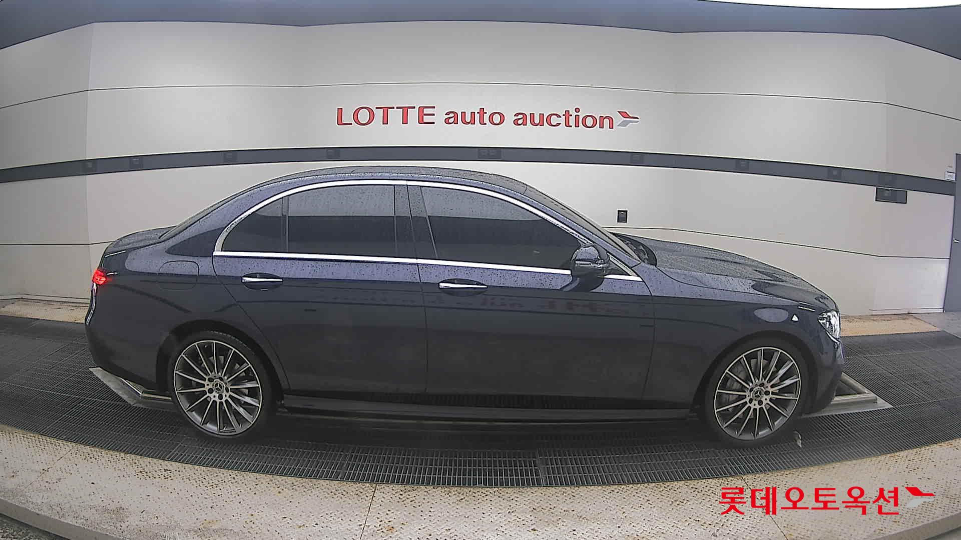 مرسيدس بنز E350 2022 4M LINE