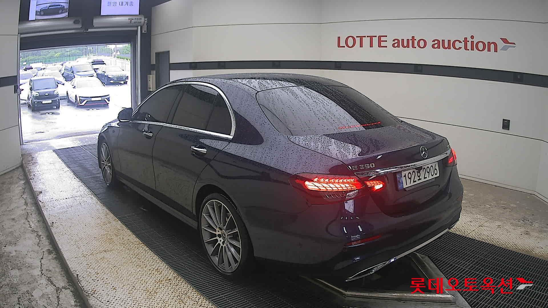 مرسيدس بنز E350 2022 4M LINE