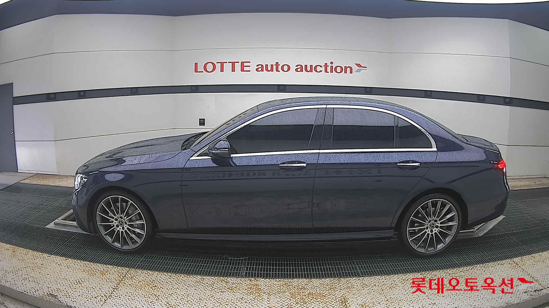 مرسيدس بنز E350 2022 4M LINE