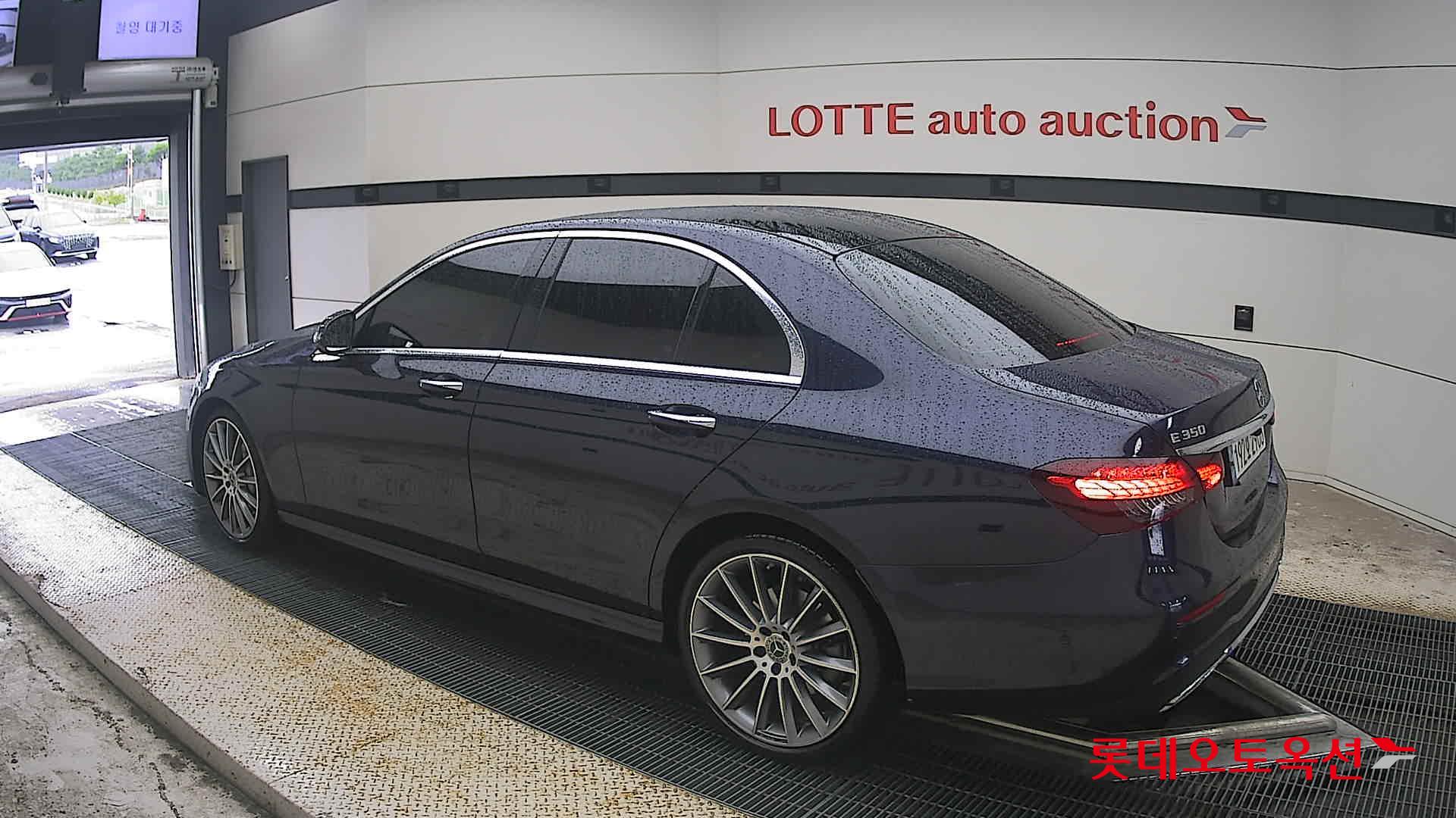 مرسيدس بنز E350 2022 4M LINE