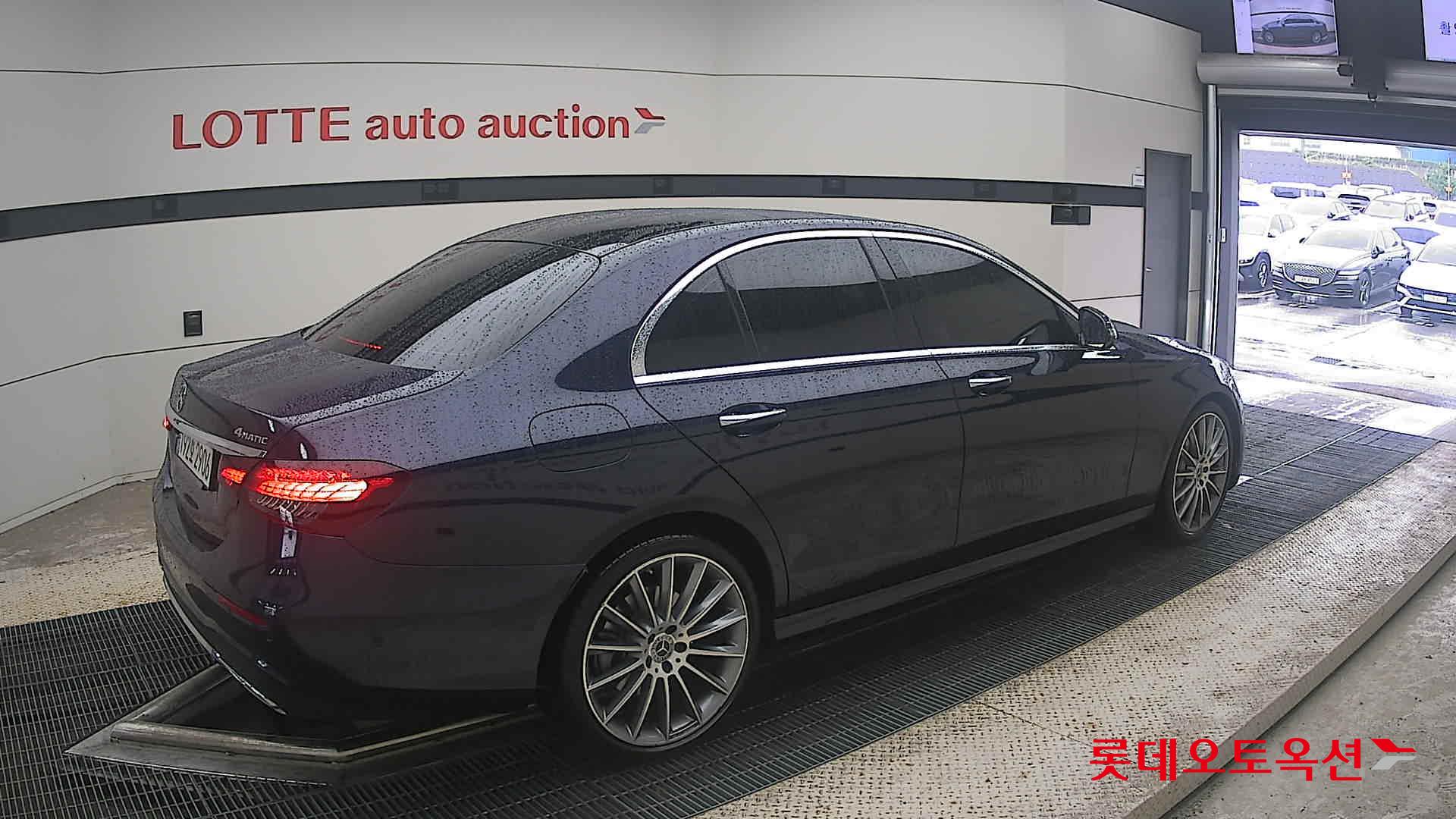 مرسيدس بنز E350 2022 4M LINE