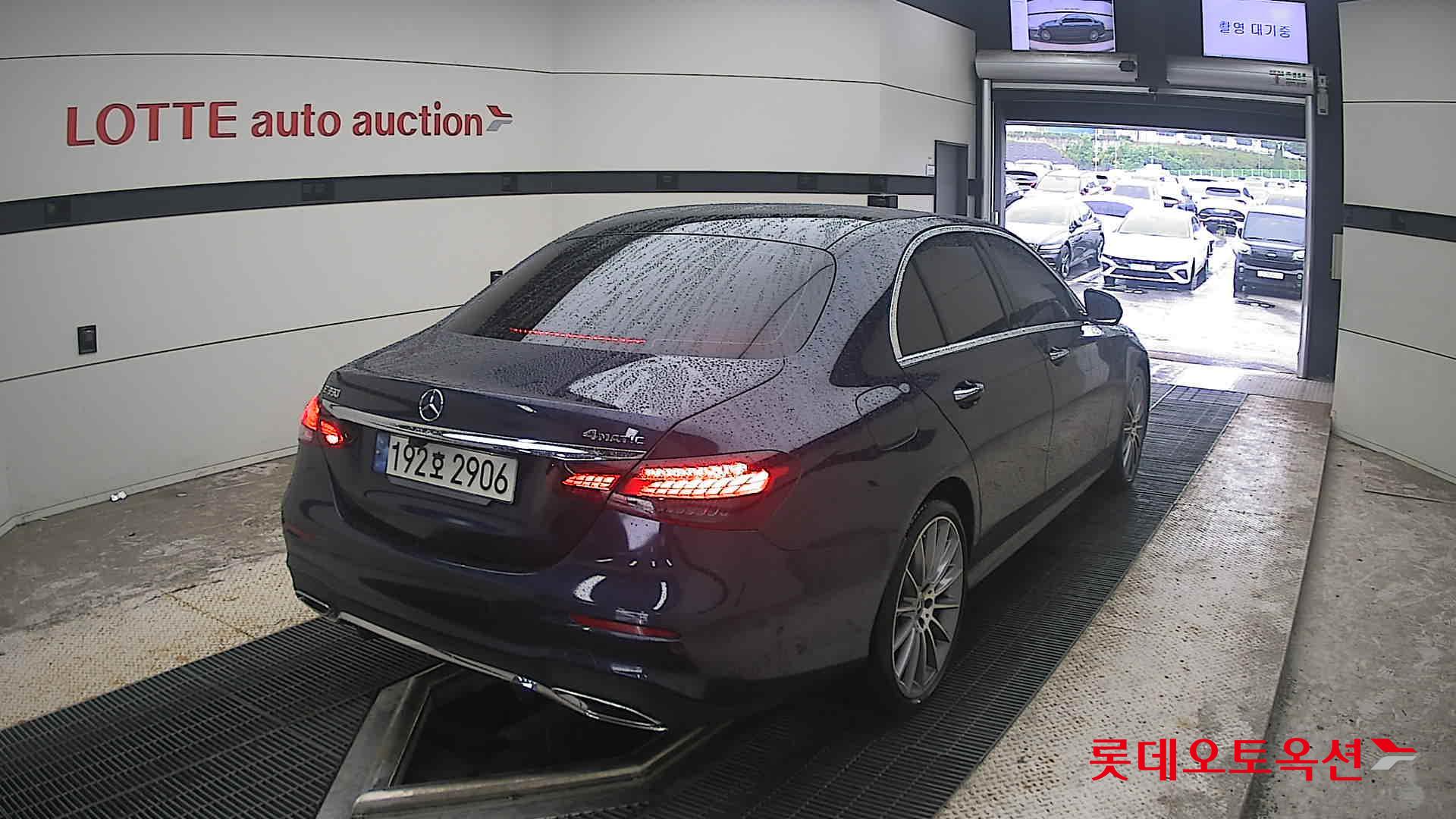 مرسيدس بنز E350 2022 4M LINE
