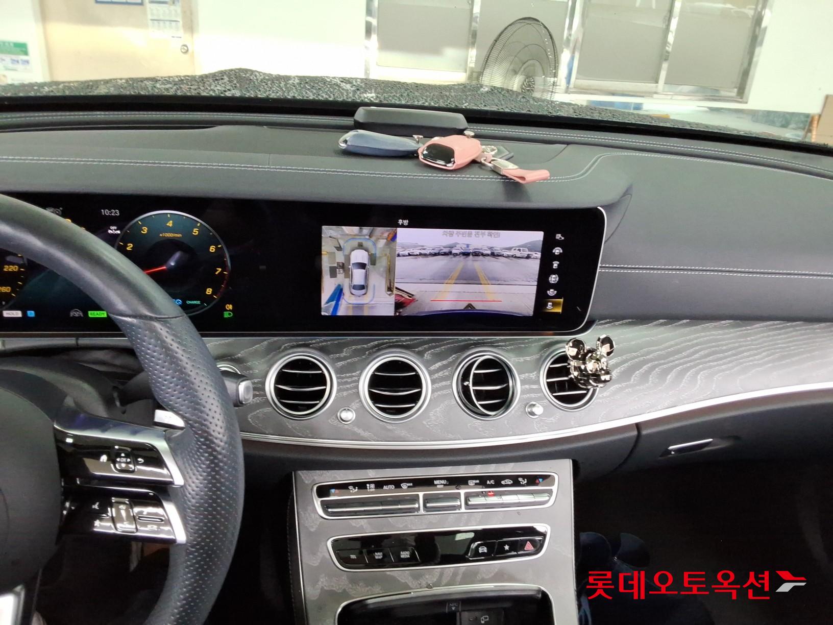 مرسيدس بنز E350 2022 4M LINE