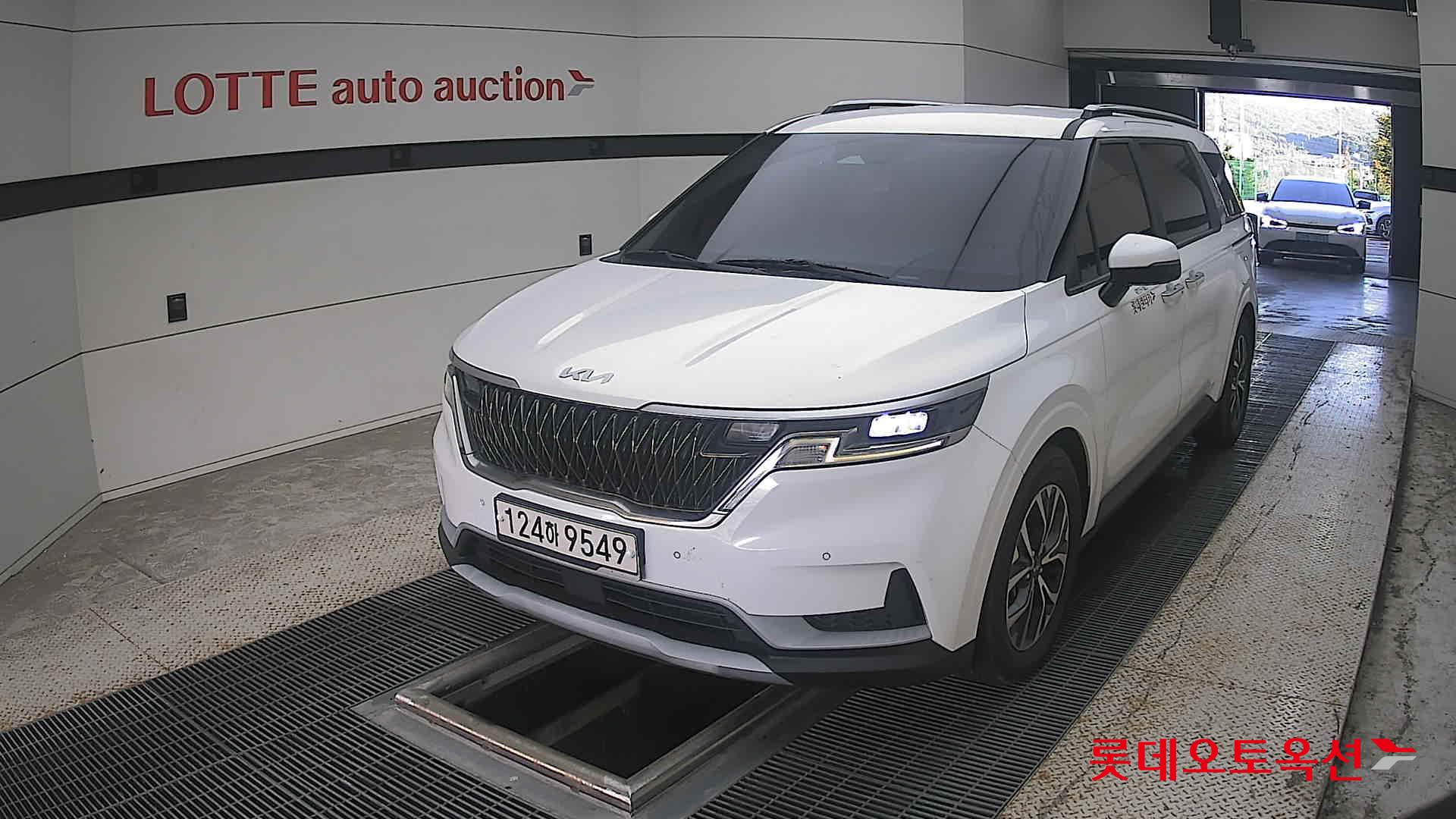Kia Carnival 2022 — авто из Кореи под ключ