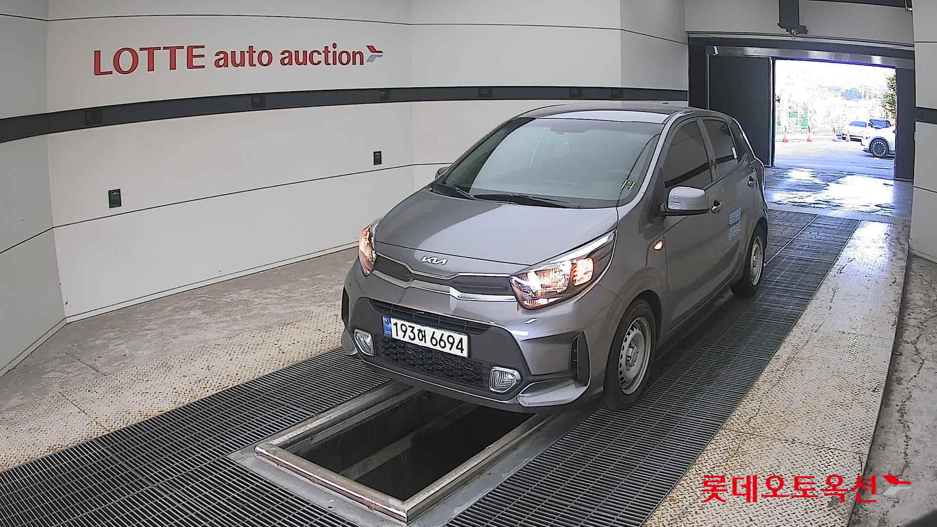 كيا مورنينج 2023 URBAN VAN