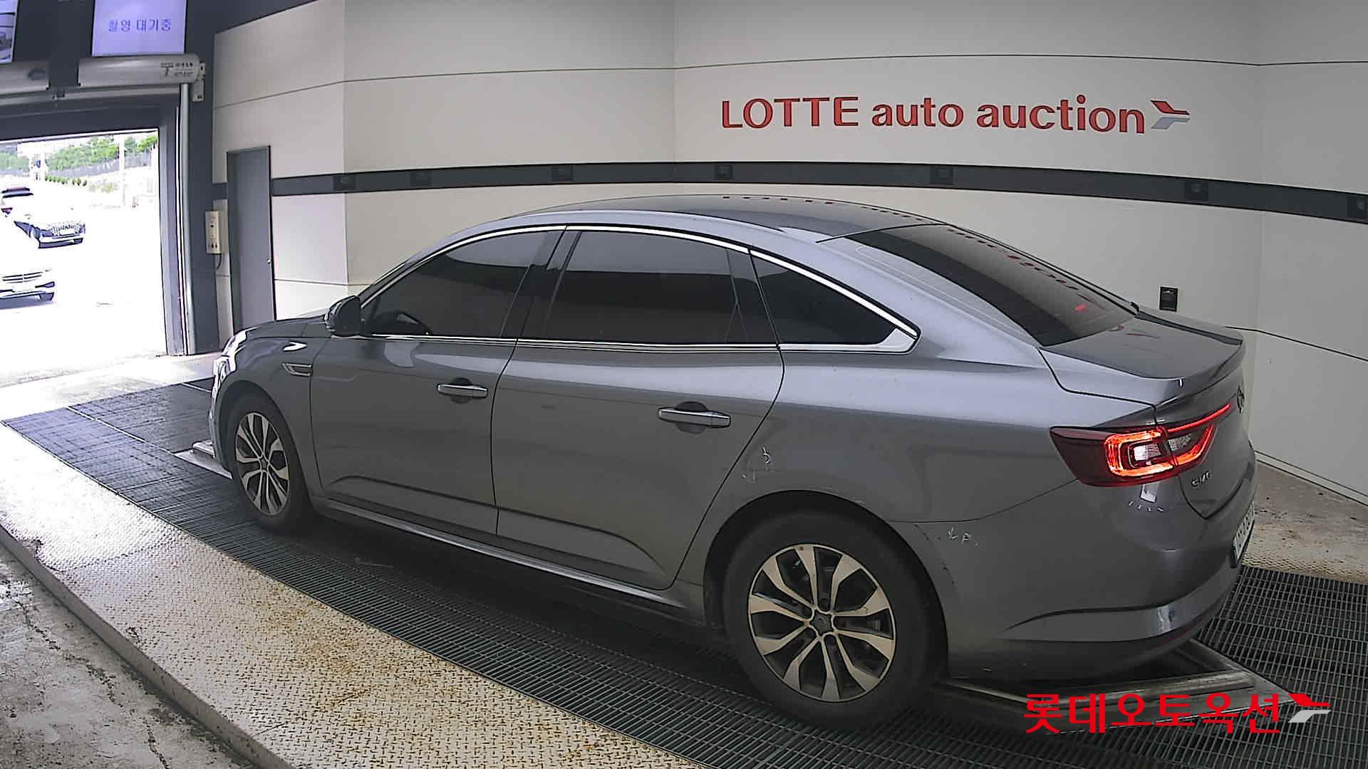 رينو كوريا إس إم 6 2022 SE