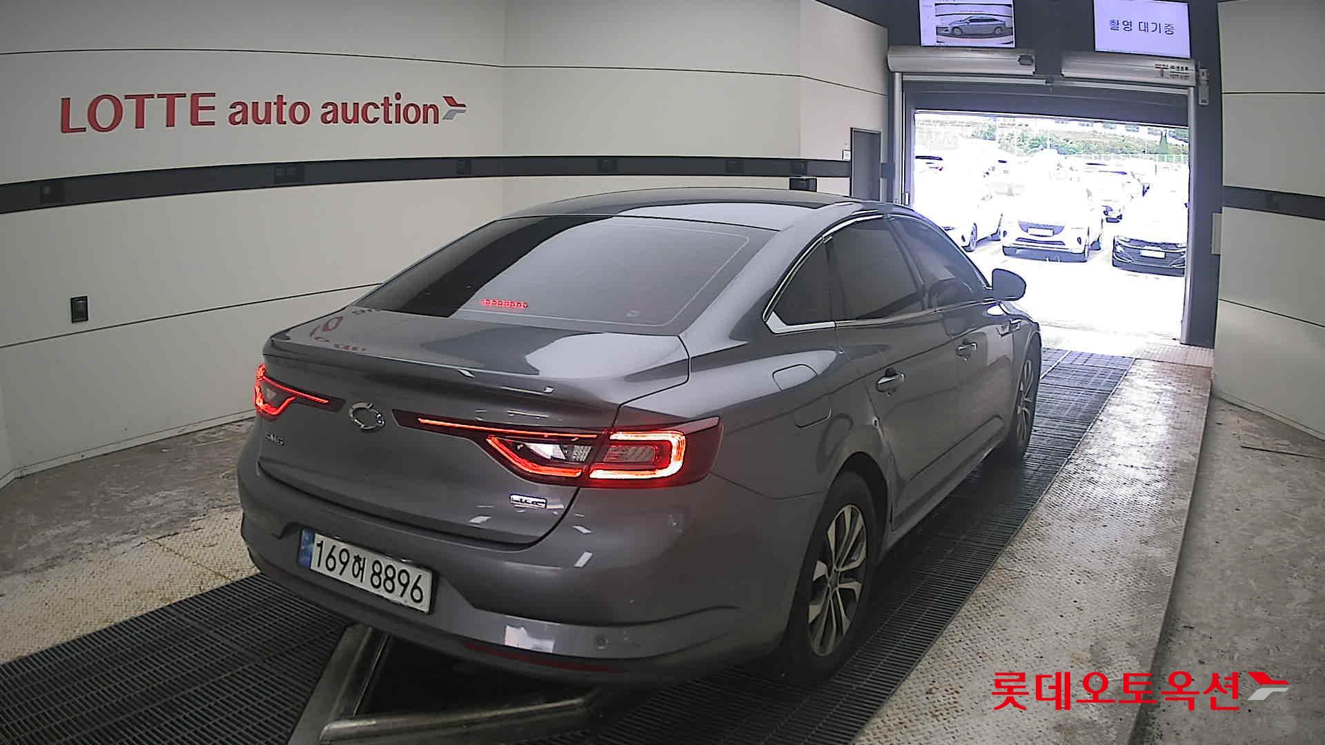 رينو كوريا إس إم 6 2022 SE