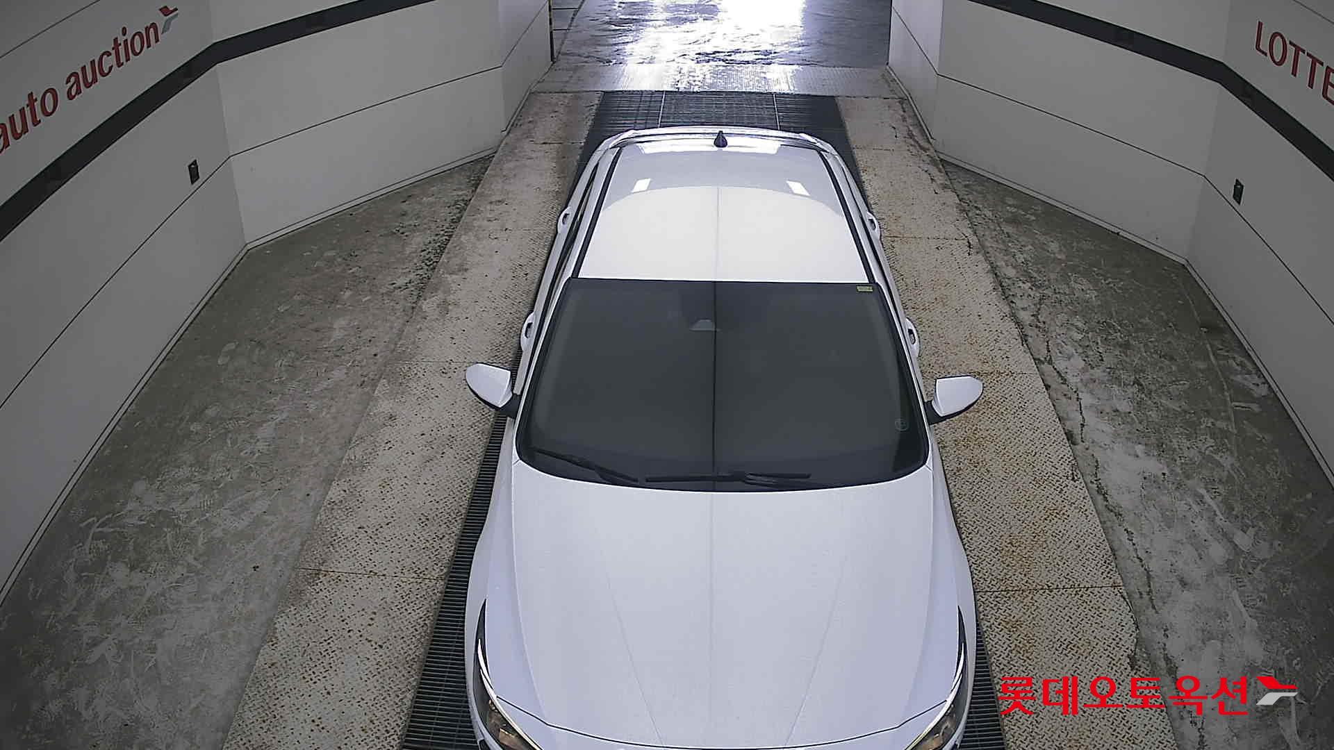 هيونداي أفانتي 2023 MODERN