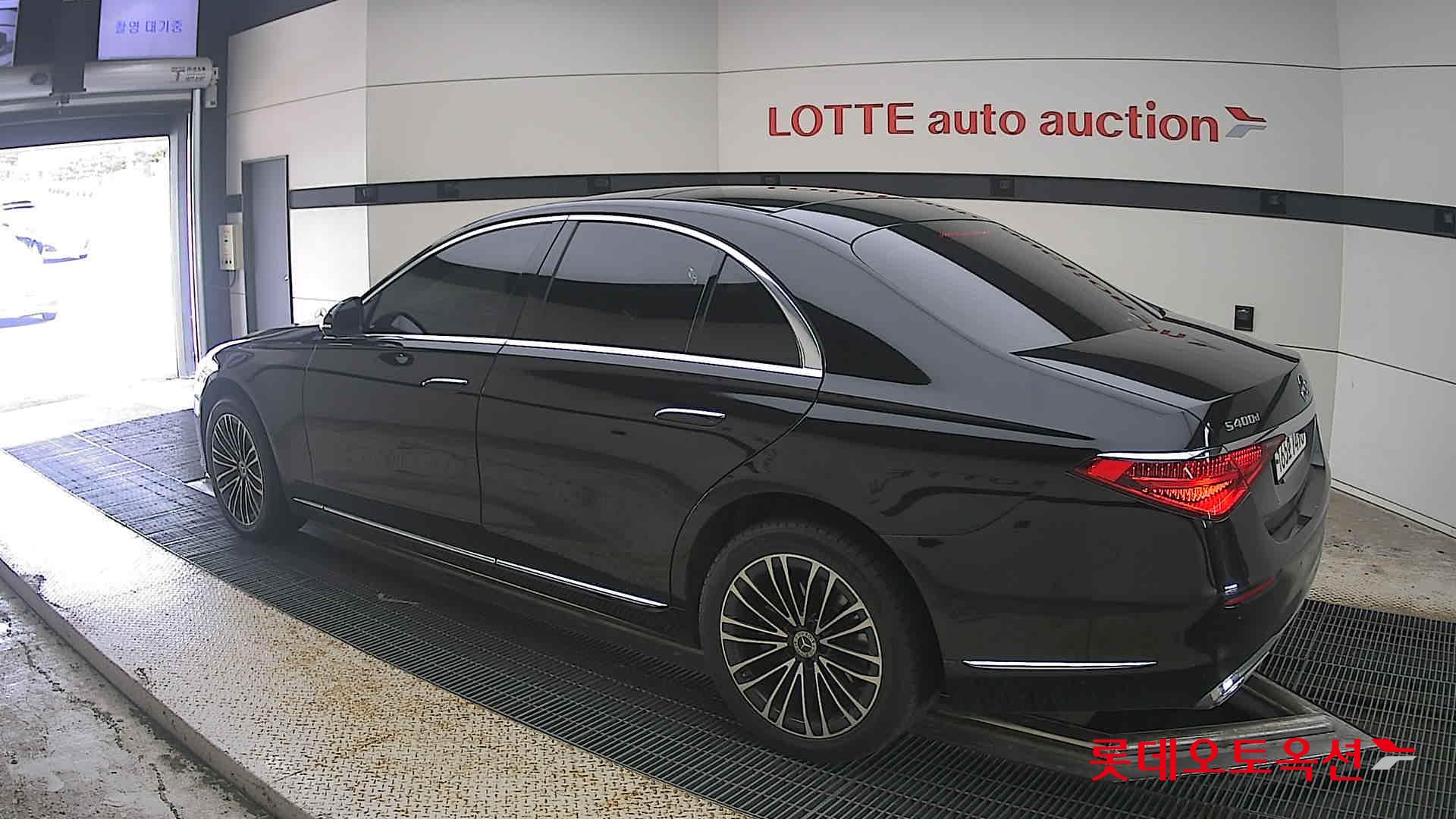 مرسيدس بنز S350D 2022