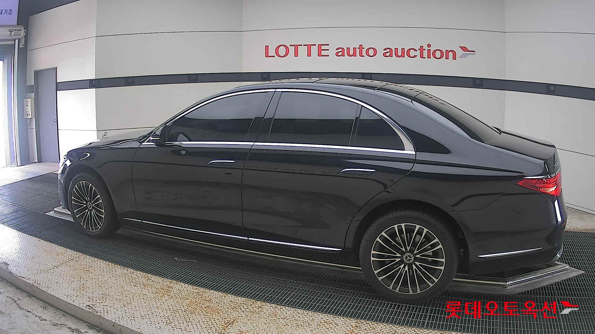 مرسيدس بنز S350D 2022