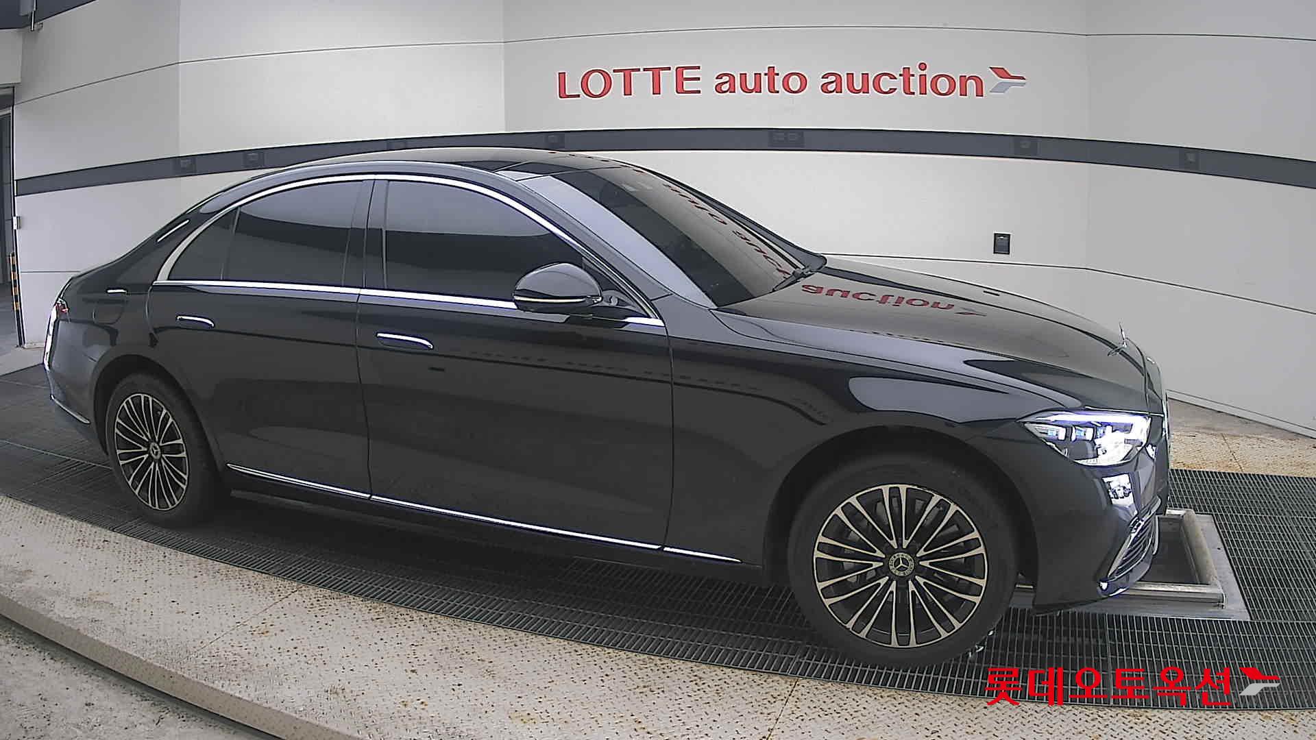 مرسيدس بنز S350D 2022
