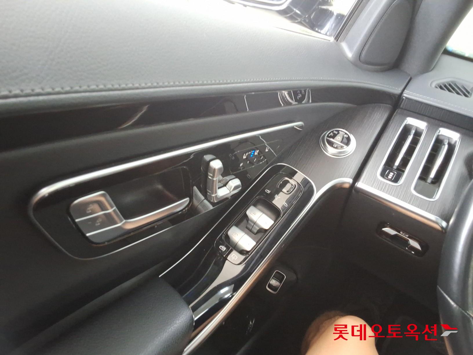 مرسيدس بنز S350D 2022