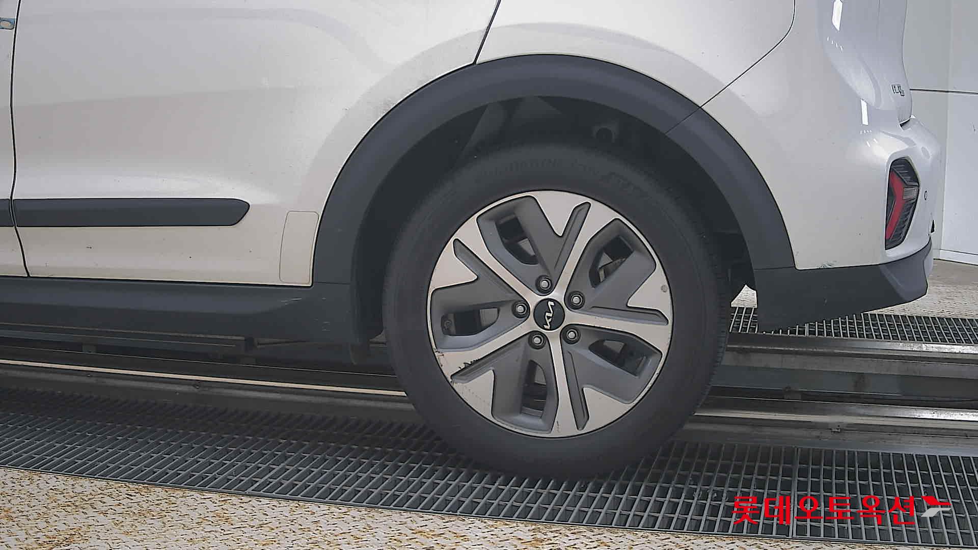 كيا نيرو 2023 PLUS