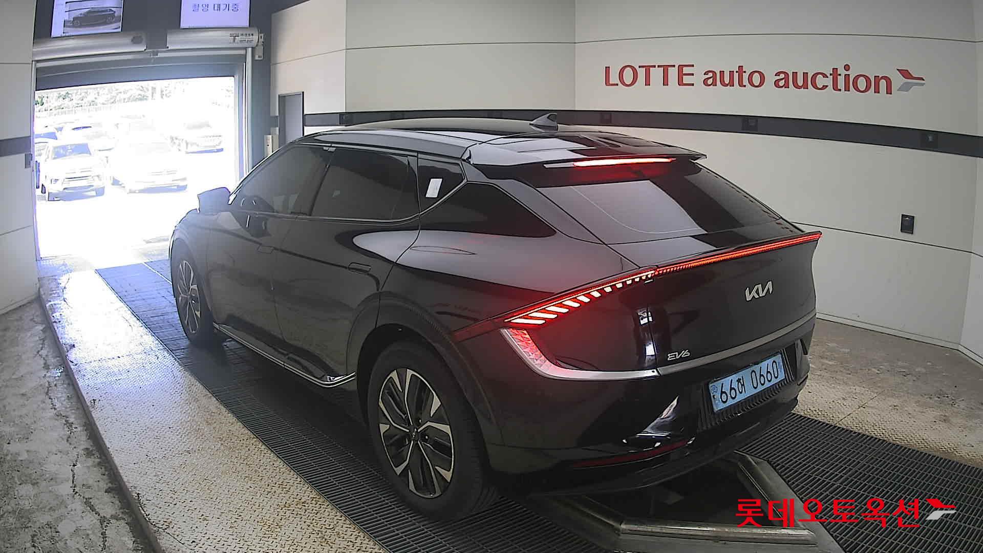 كيا Ev6 2023 AT