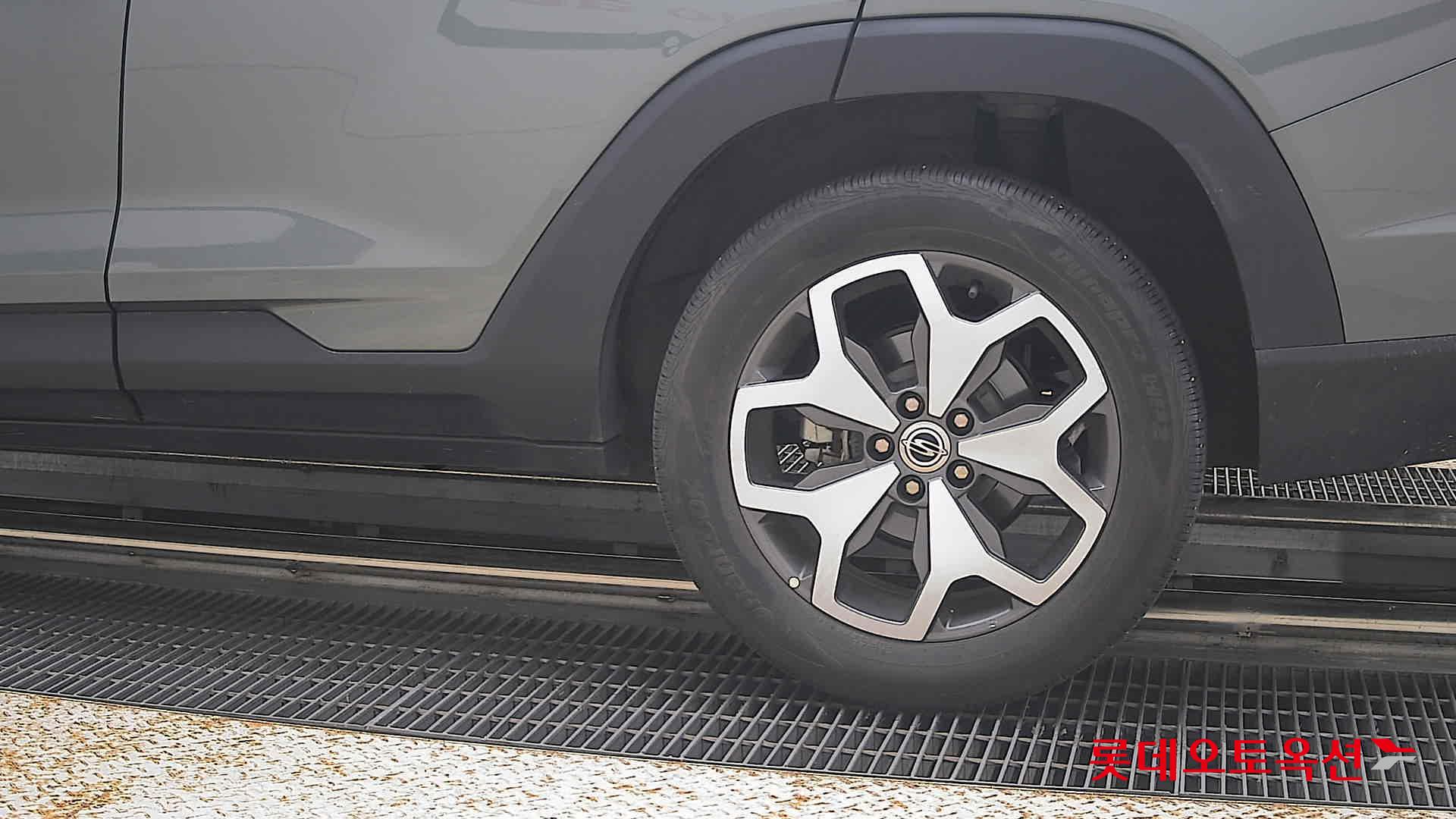 كي جي موبيليتي توريس 2023
