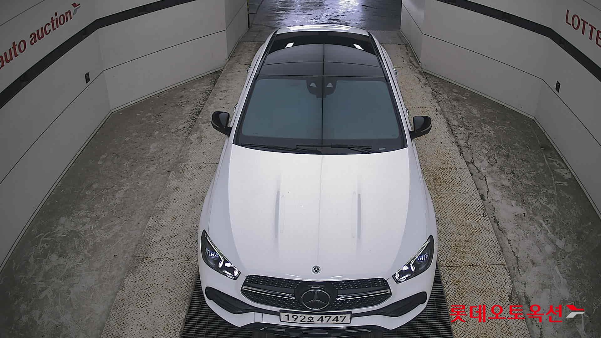 مرسيدس بنز جي إل إي 400D 2022 4MATIC