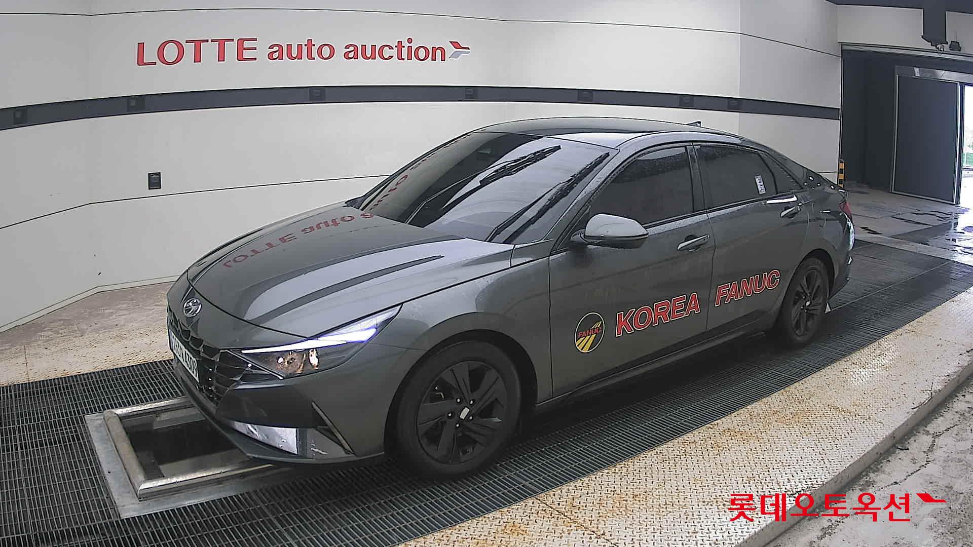 هيونداي أفانتي 2023 MODERN