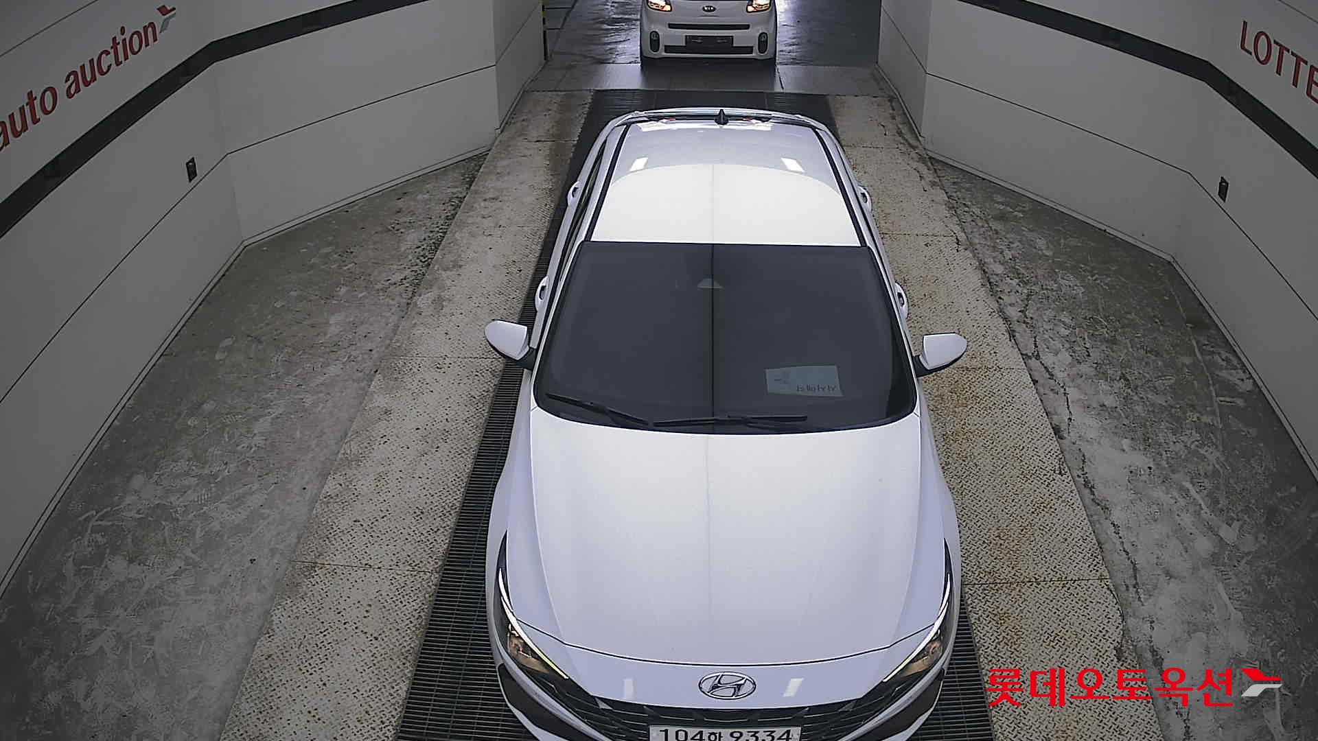 هيونداي أفانتي 2021 MODERN