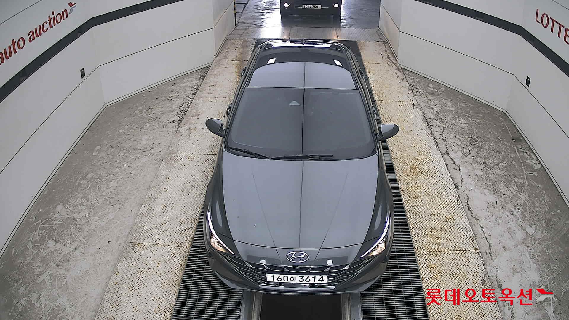 هيونداي أفانتي 2021 MODERN