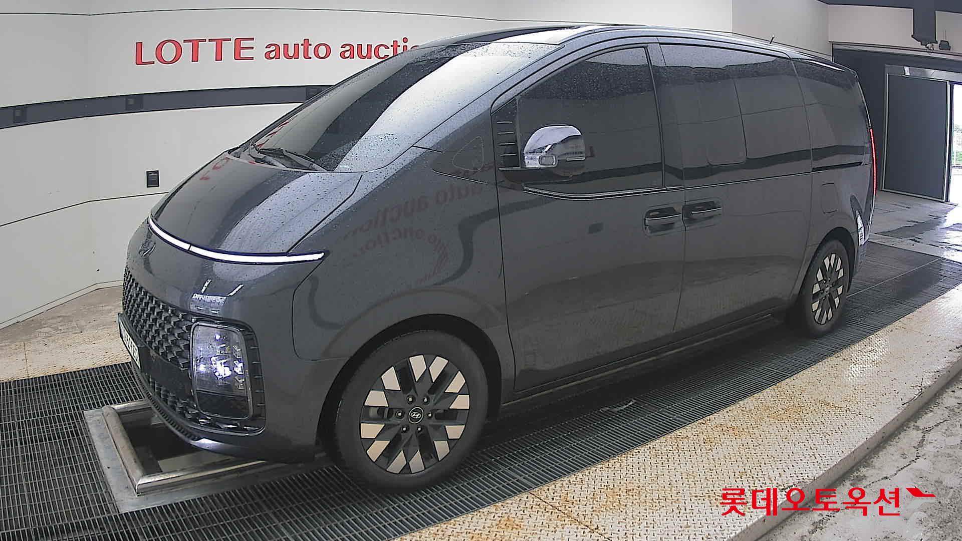 هيونداي ستاريا 2022 راي