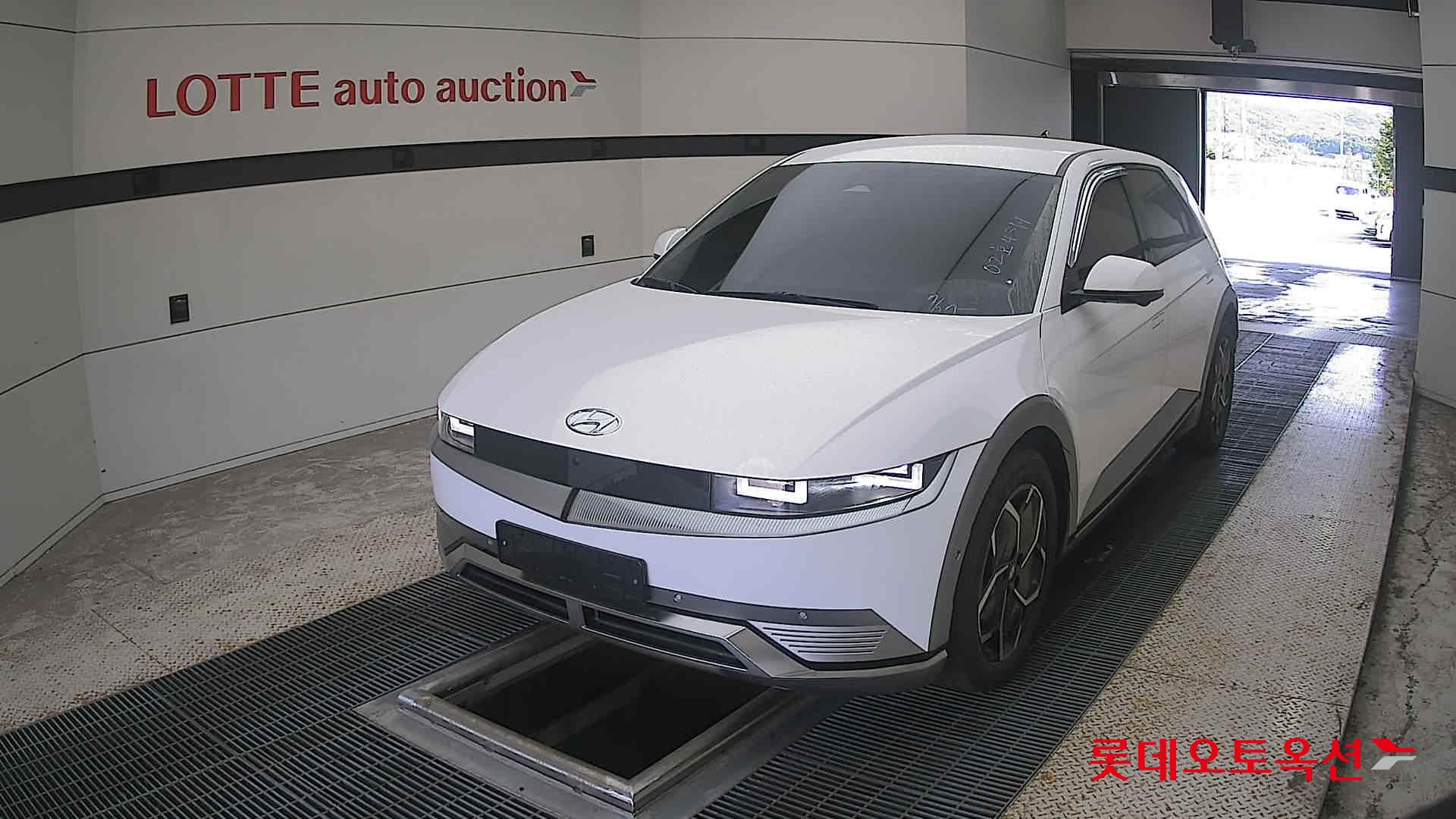 هيونداي أيونيك 2024