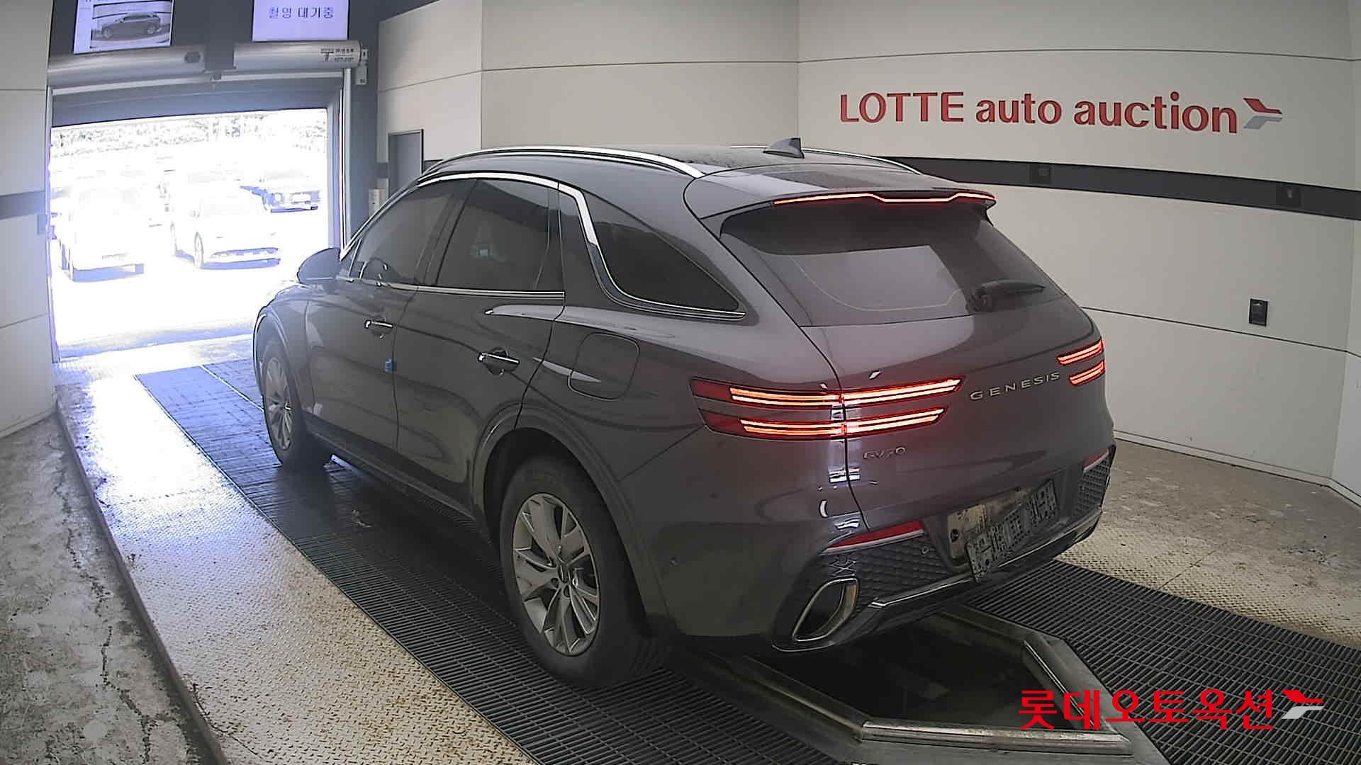 جينيسيس جي في 70 2022 2.5T