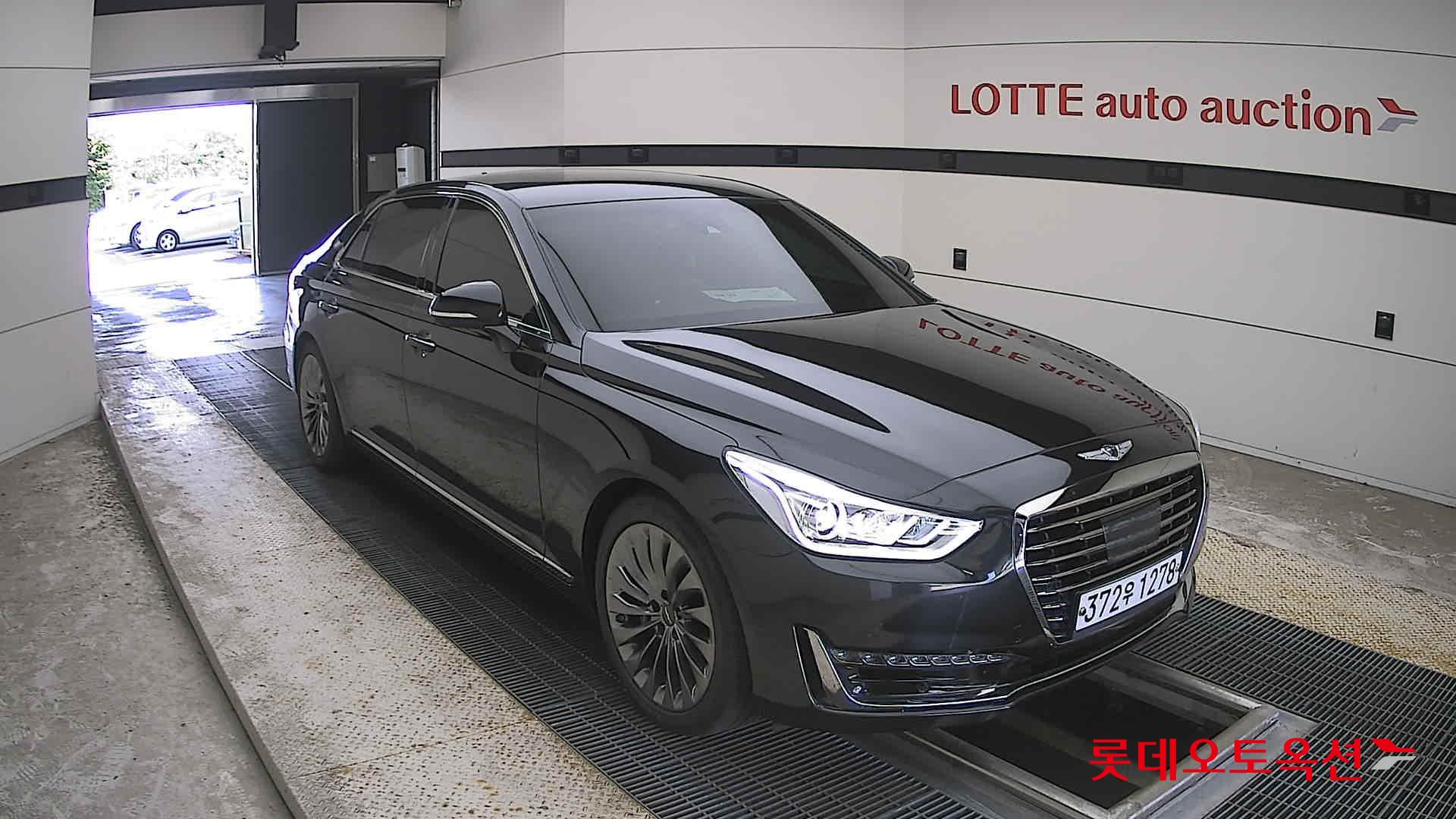 جينيسيس Eq900 2018 بريميوم فاخر