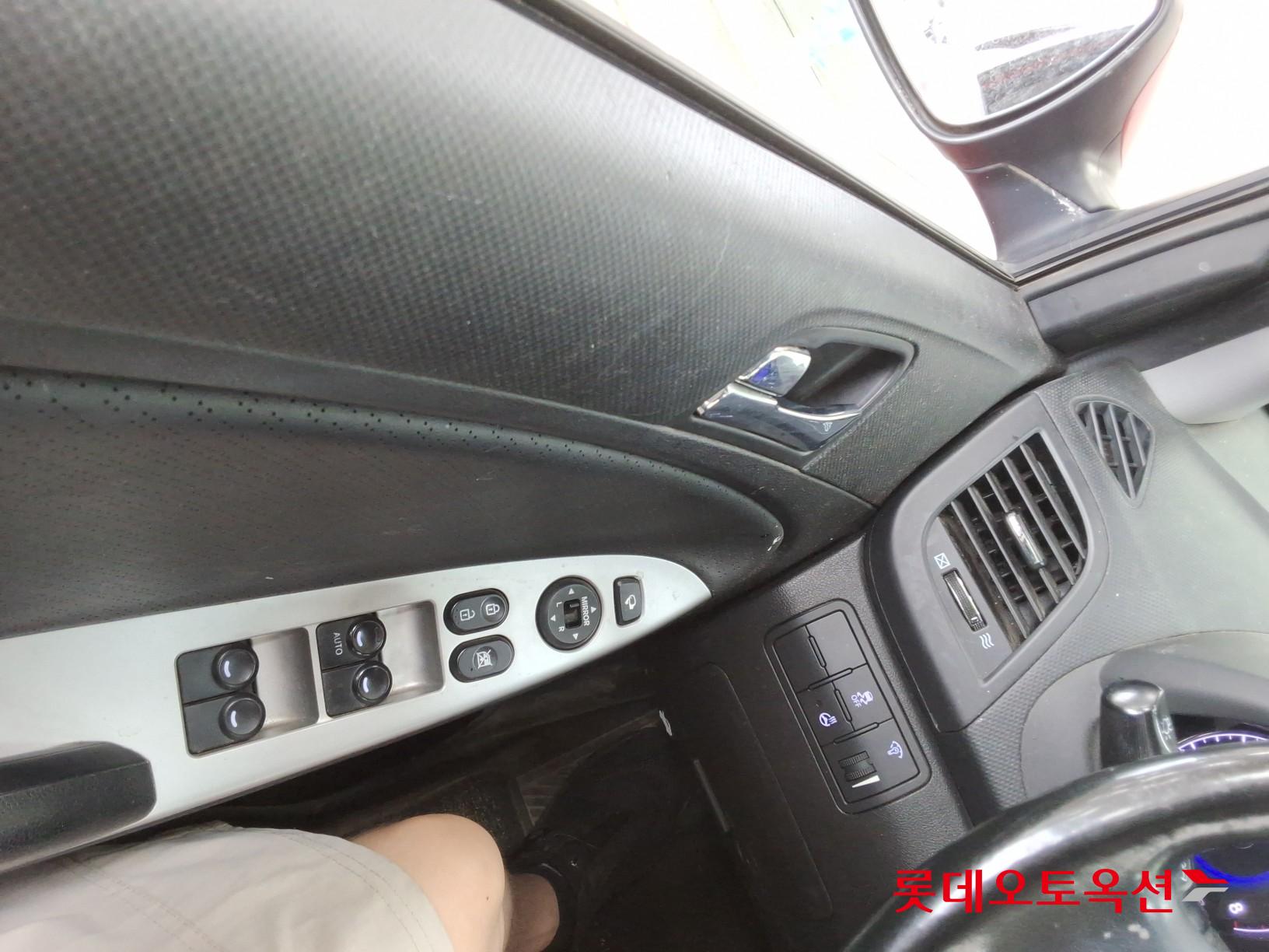 هيونداي أكسنت 2015 4DOOR MODERN