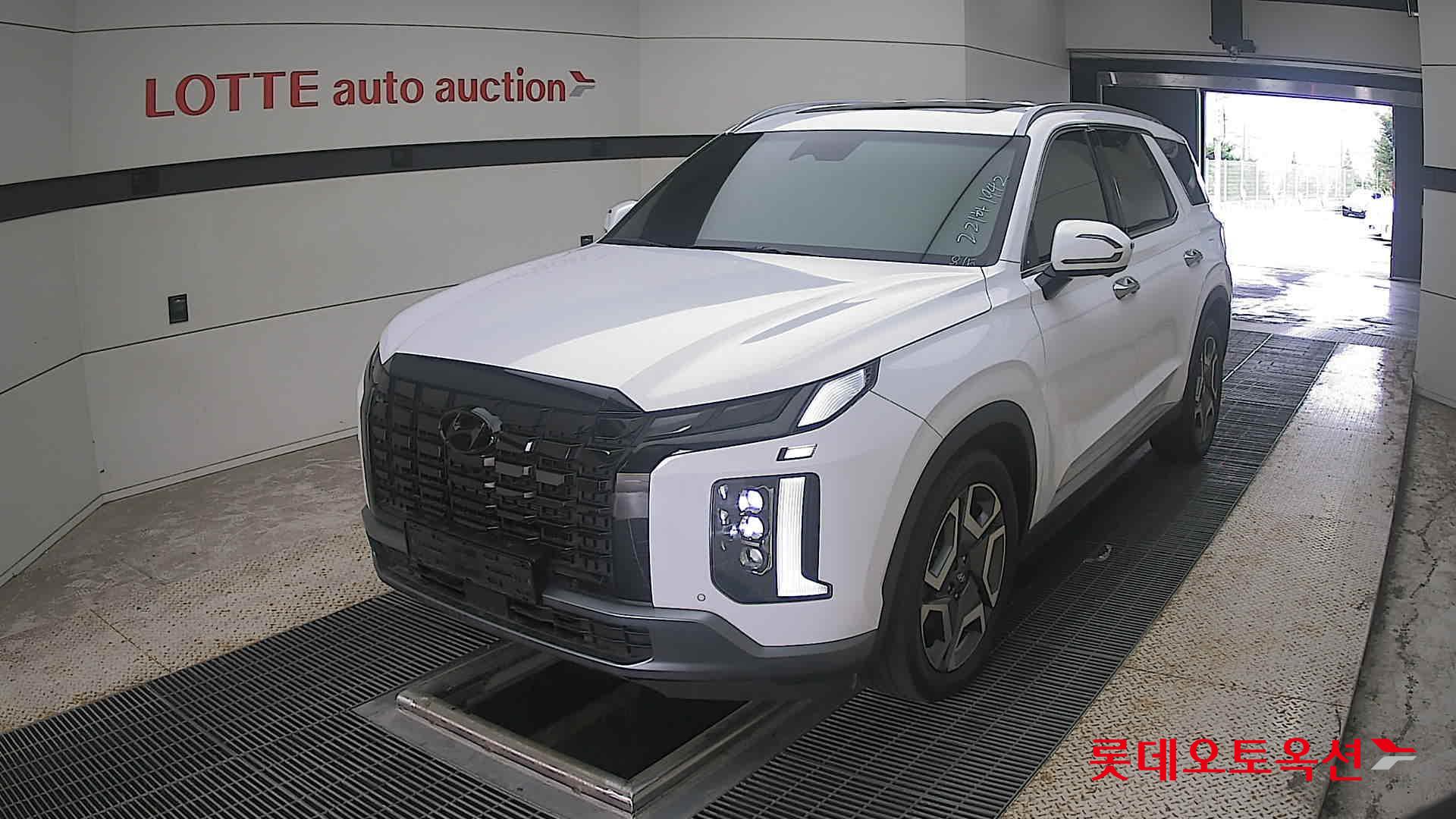 هيونداي باليسيد 2023 AT
