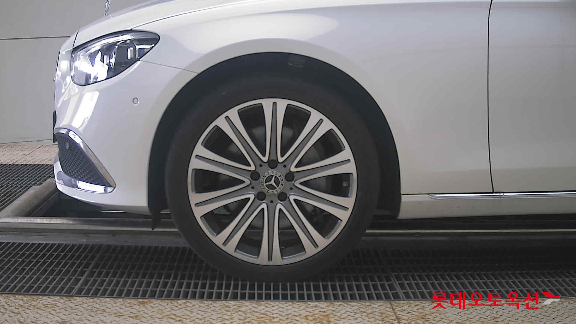 مرسيدس بنز E350 2023 4M إكسكلوسيف