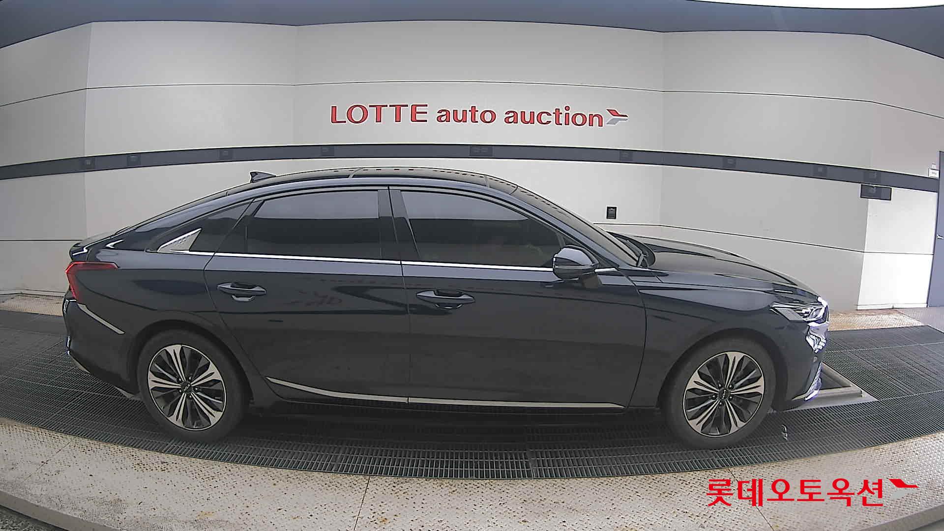 كيا كي 8 2023
