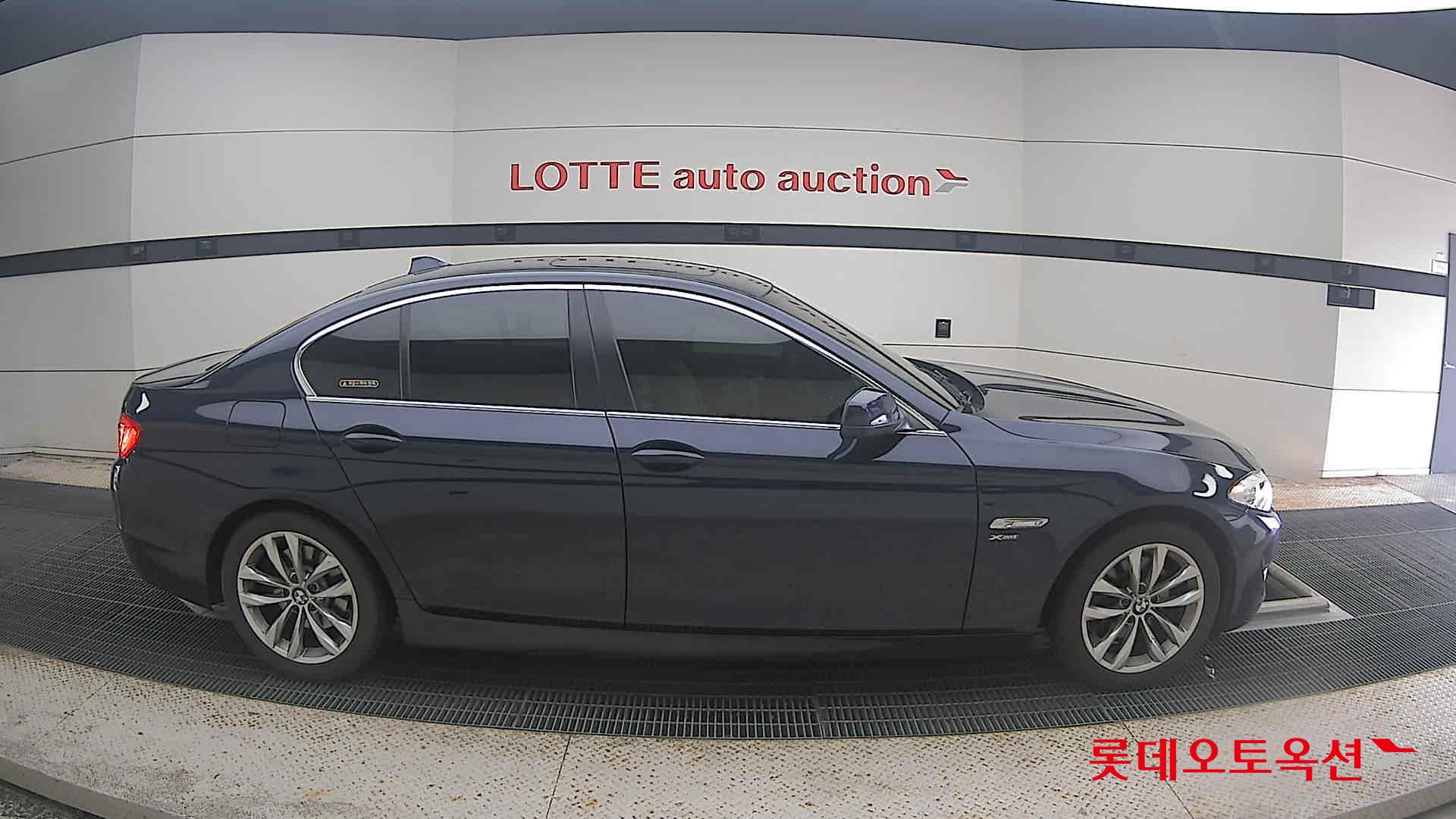 بي إم دبليو M5 2012 528I