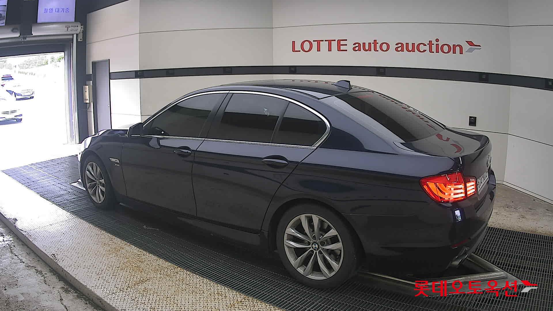 بي إم دبليو M5 2012 528I