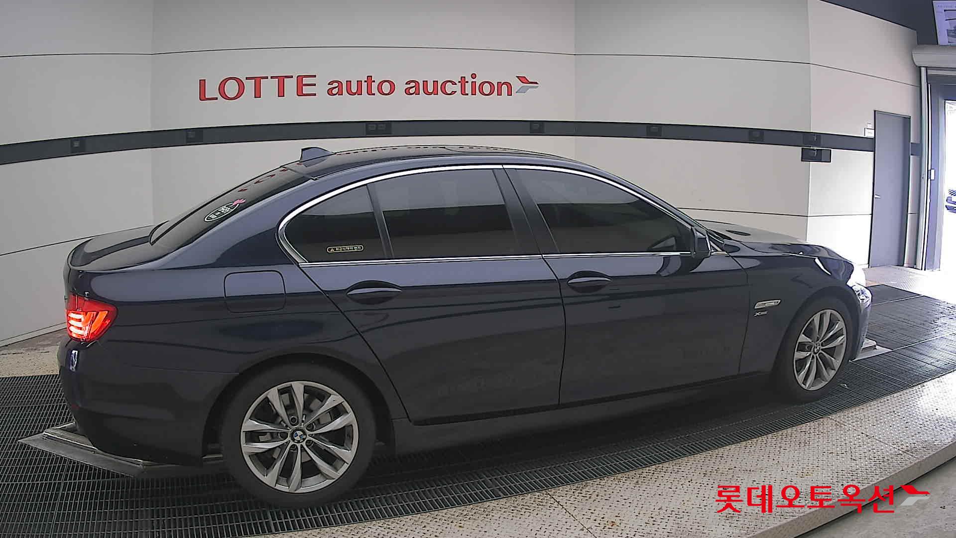 بي إم دبليو M5 2012 528I