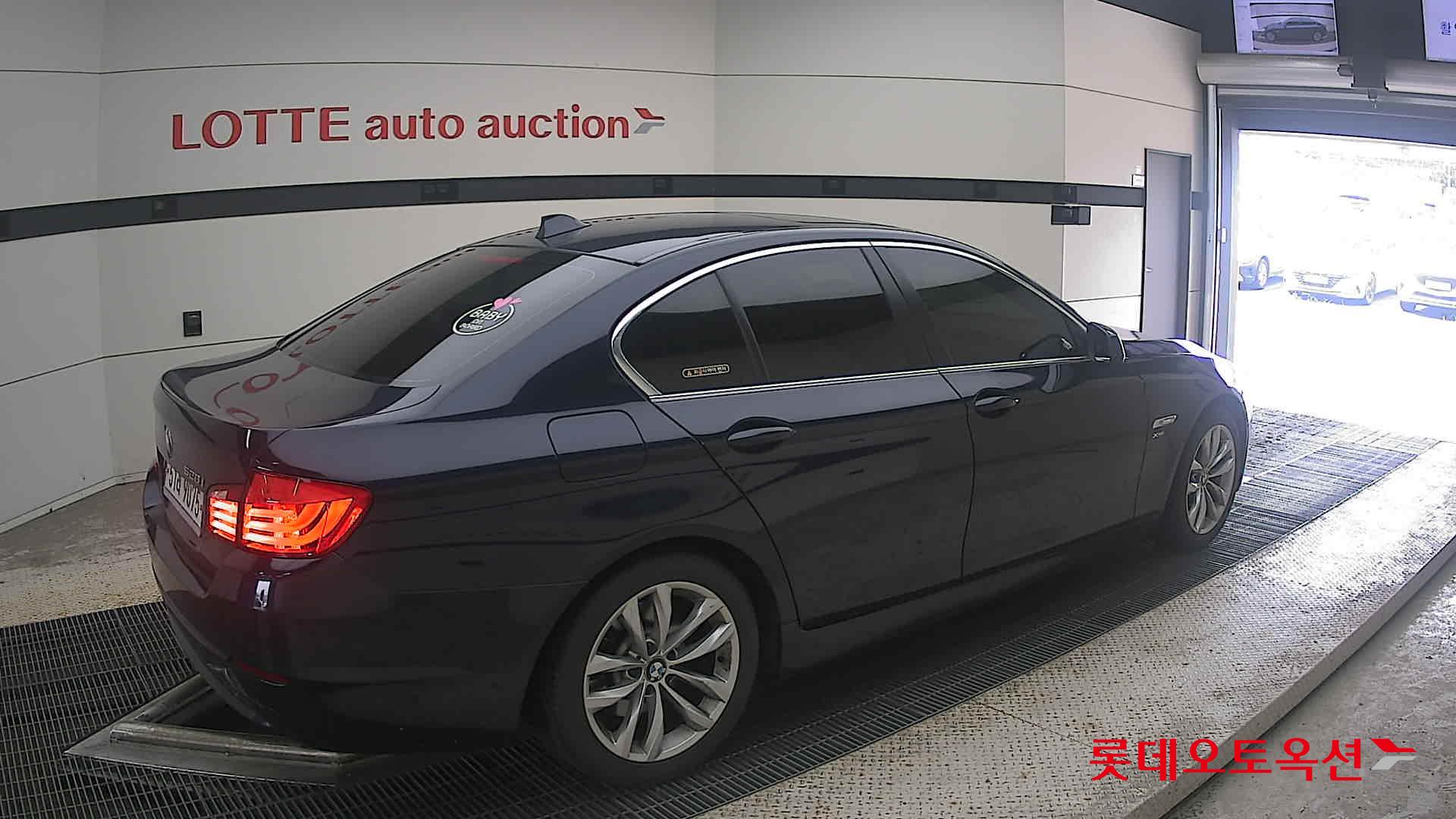 بي إم دبليو M5 2012 528I