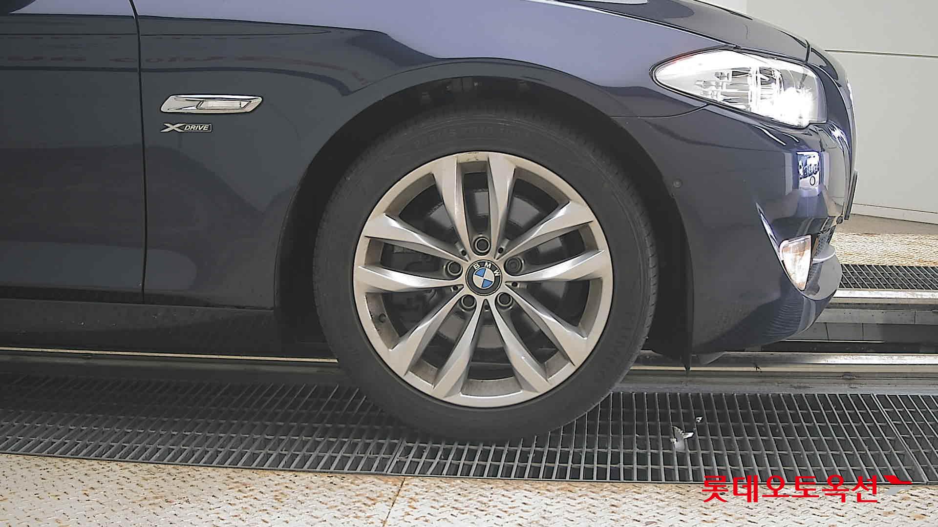 بي إم دبليو M5 2012 528I