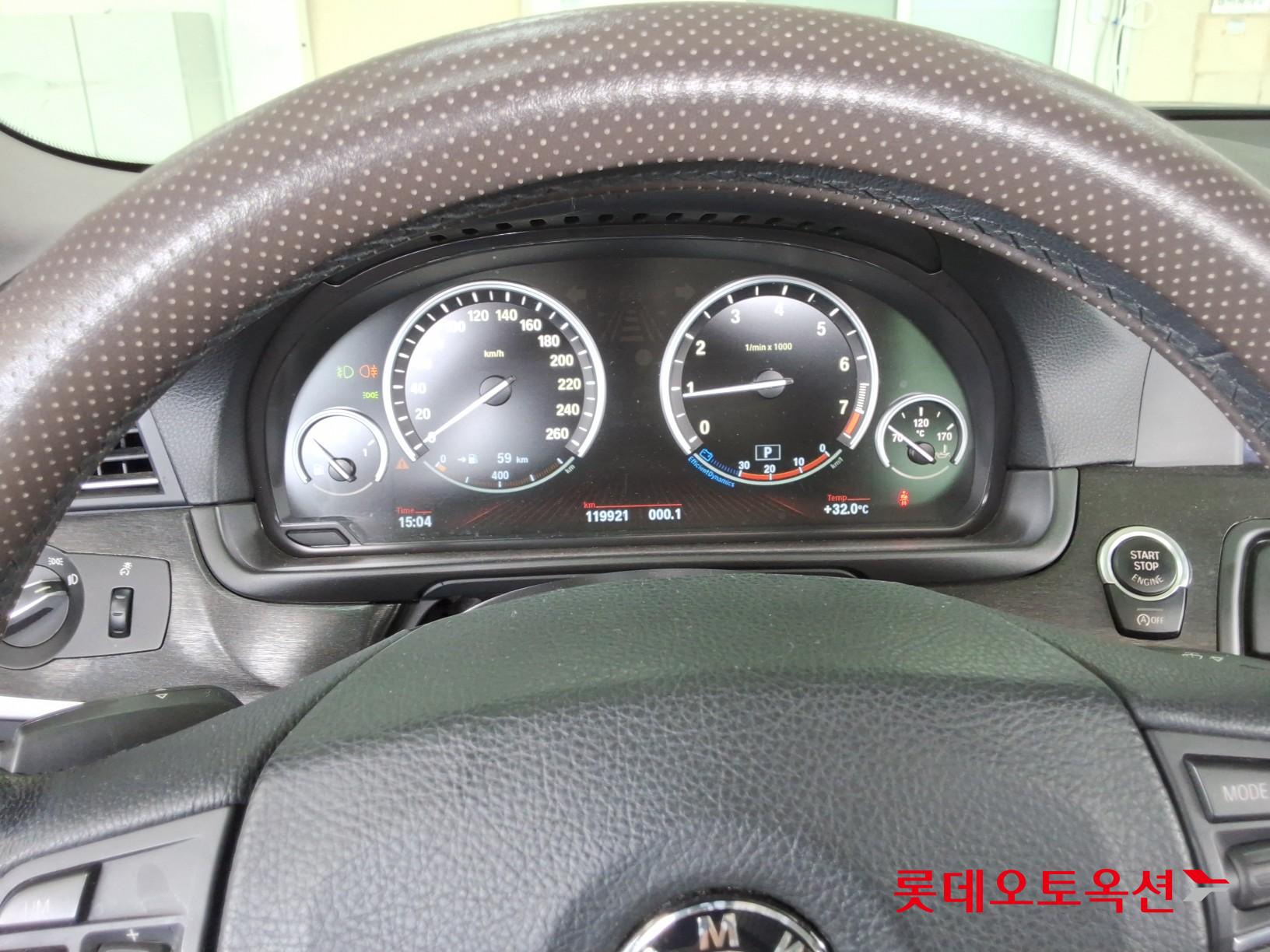 بي إم دبليو M5 2012 528I