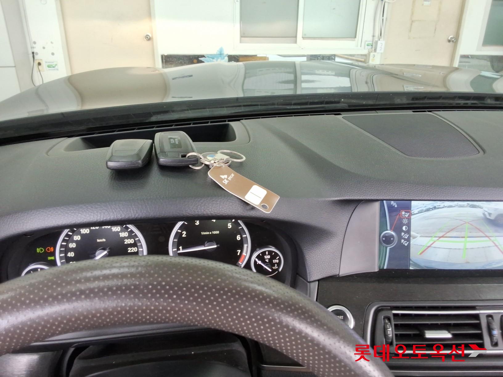 بي إم دبليو M5 2012 528I