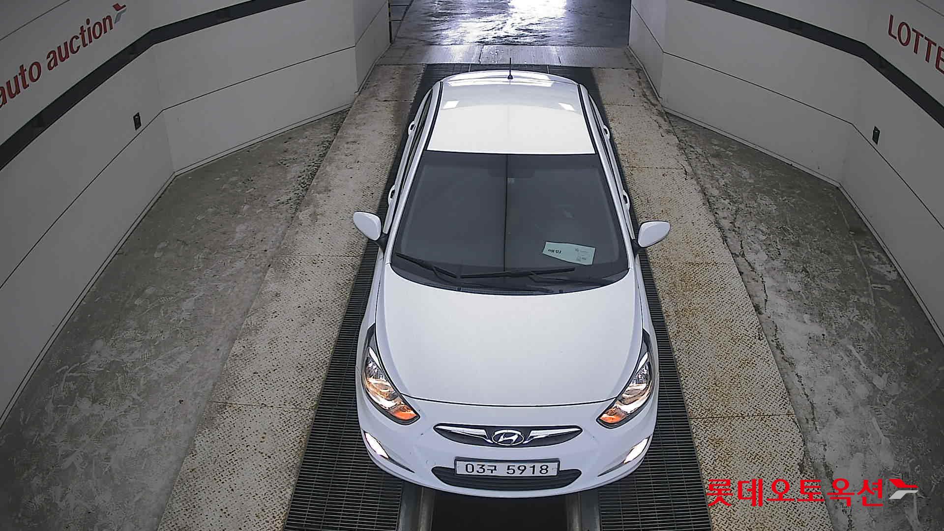 هيونداي أكسنت 2014 4DOOR MODERN
